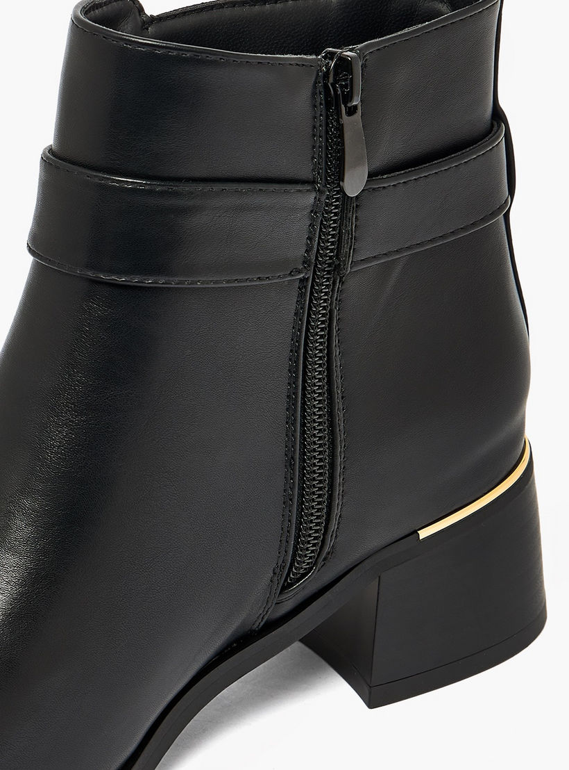 حذاء كاحل نسائي بكعب بلوك مزود بإبزيم من فلورا بيلا - شوإكسبرس-women-shoes-boots-image-4