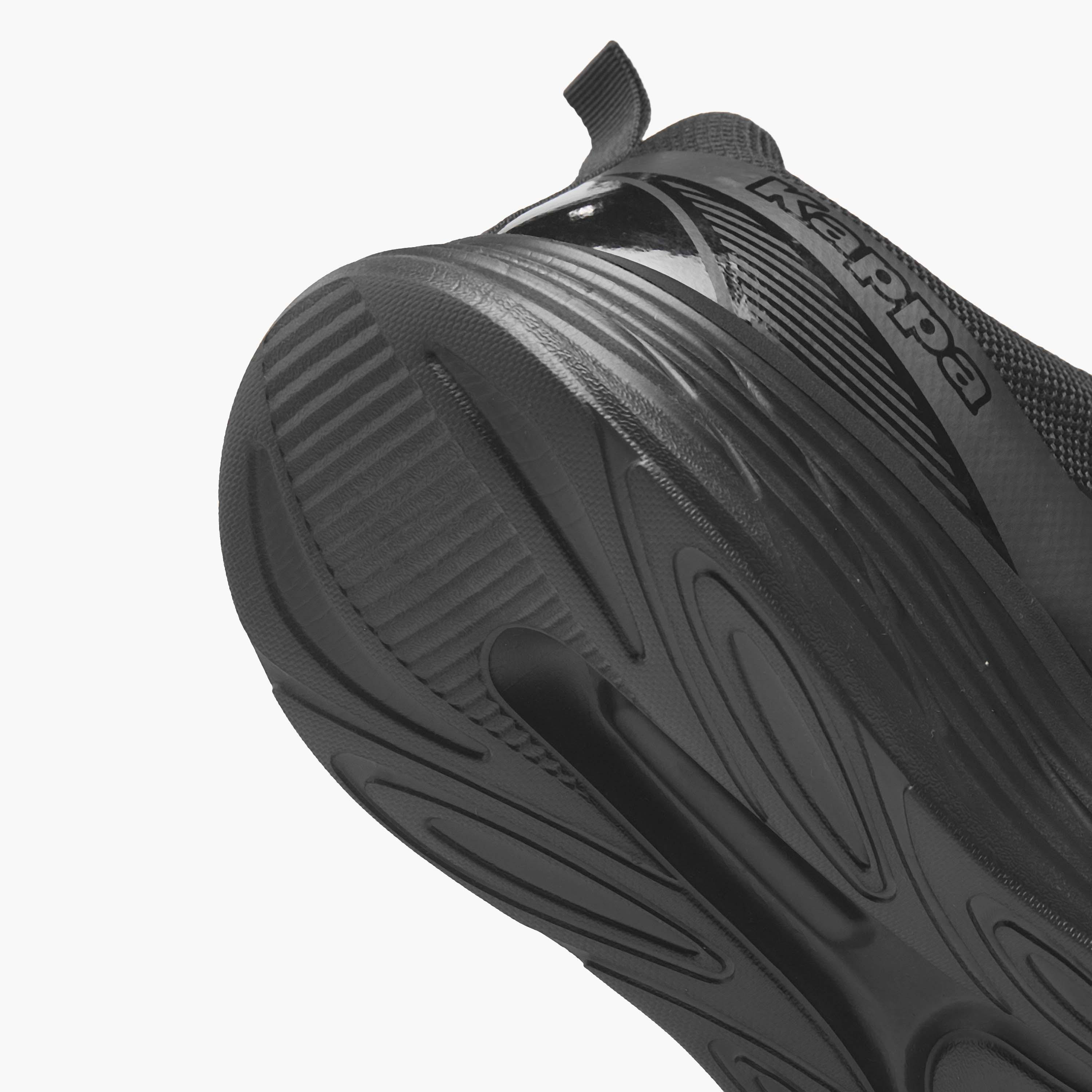 حذاء رياضي مخطط برقبة كاحل برباط للرجال من كابا-sports-men-shoes-image-8