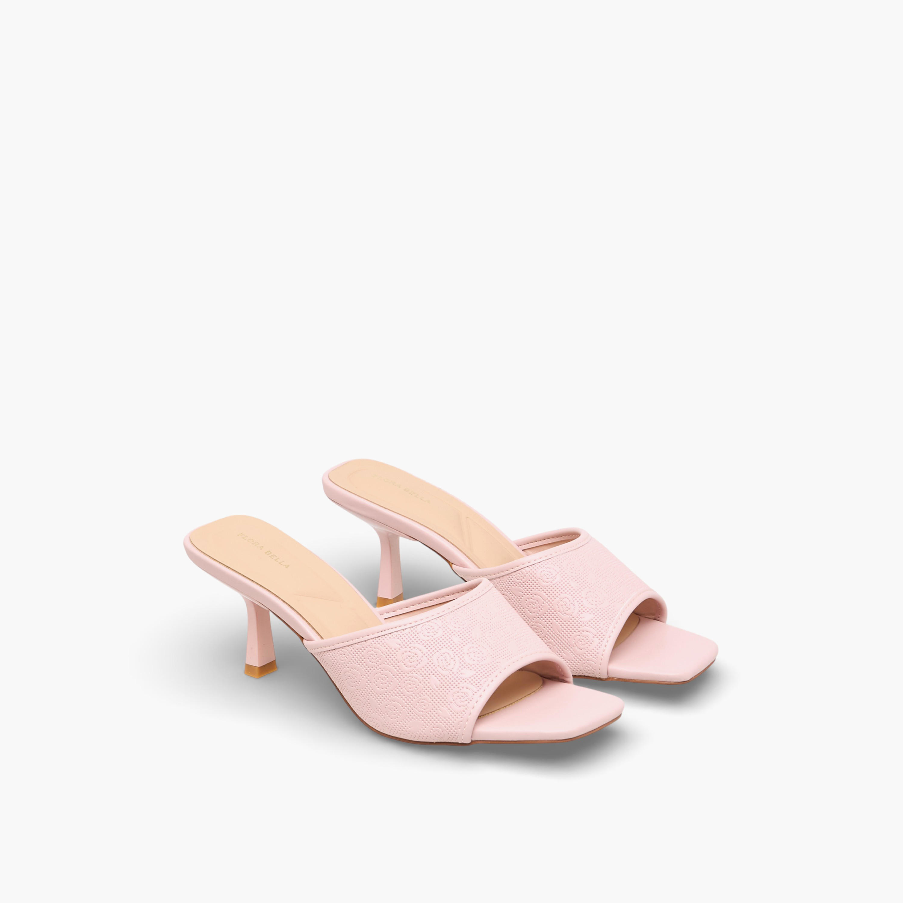 صندل بملمس زهور بارز وكعب مدبب من فلورا بيلا-women-shoes-sandals-heeled-image-1
