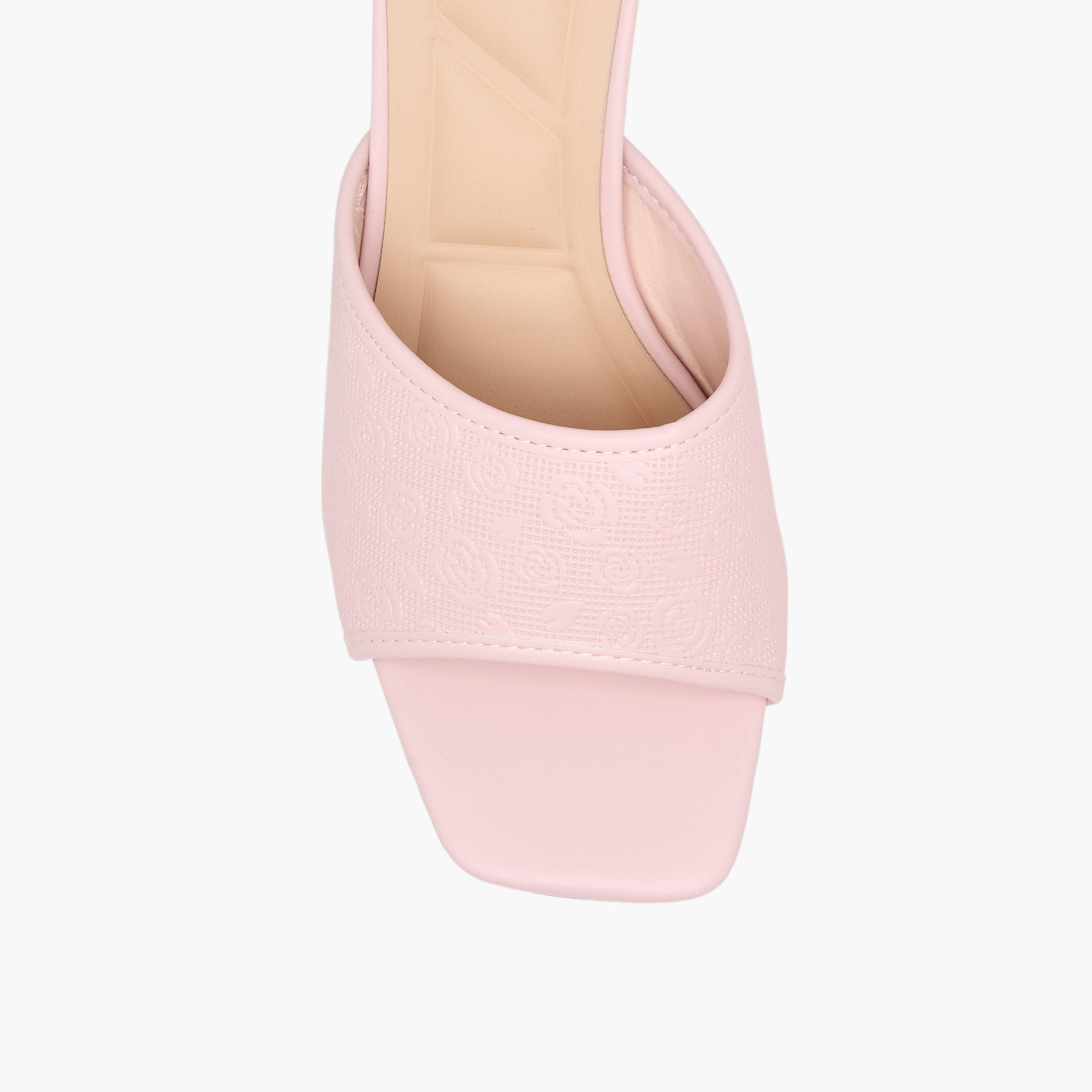 صندل بملمس زهور بارز وكعب مدبب من فلورا بيلا-women-shoes-sandals-heeled-image-4