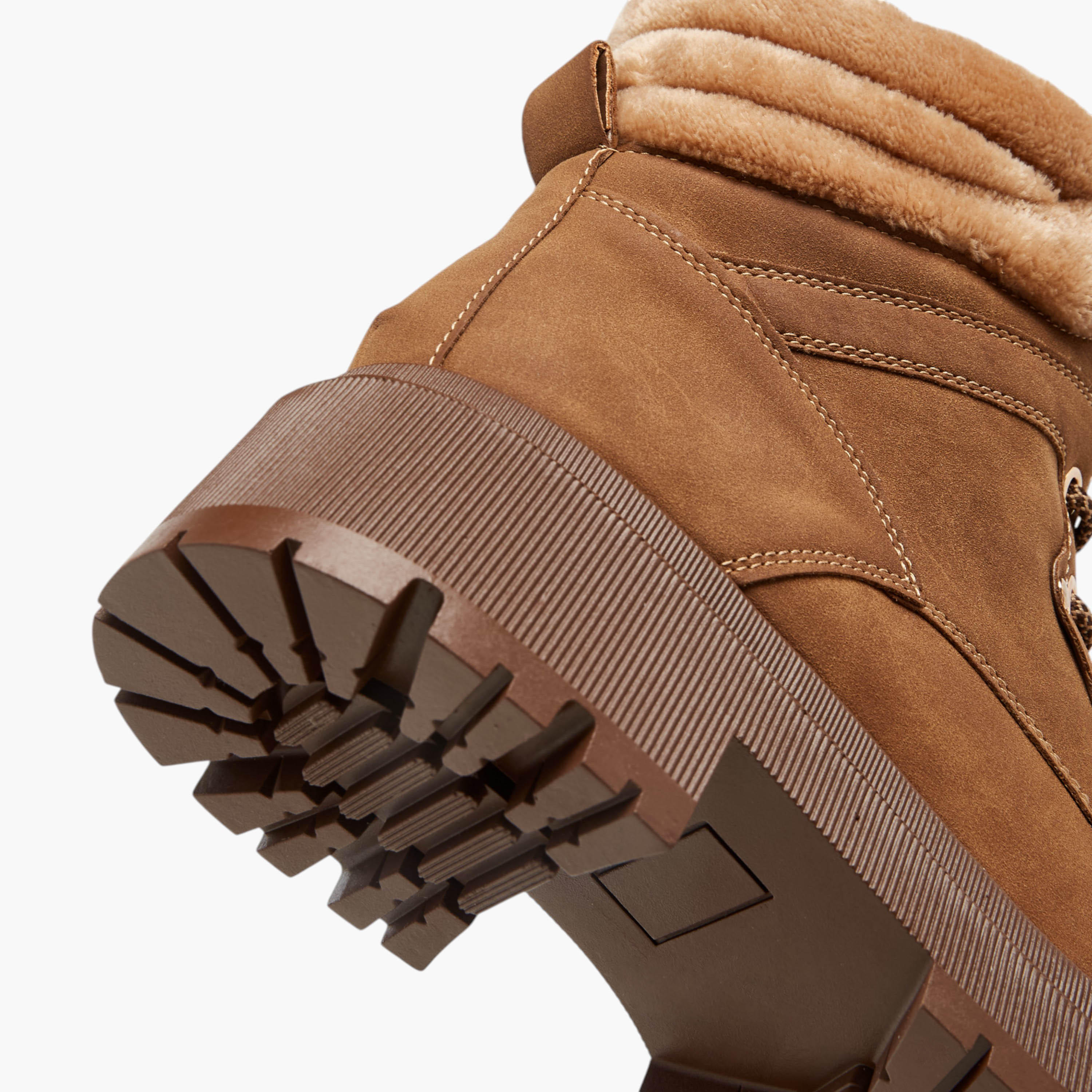 بوت كاحل سادة برباط إغلاق ولسان سحب من فلورا بيلا-women-shoes-boots-image-5