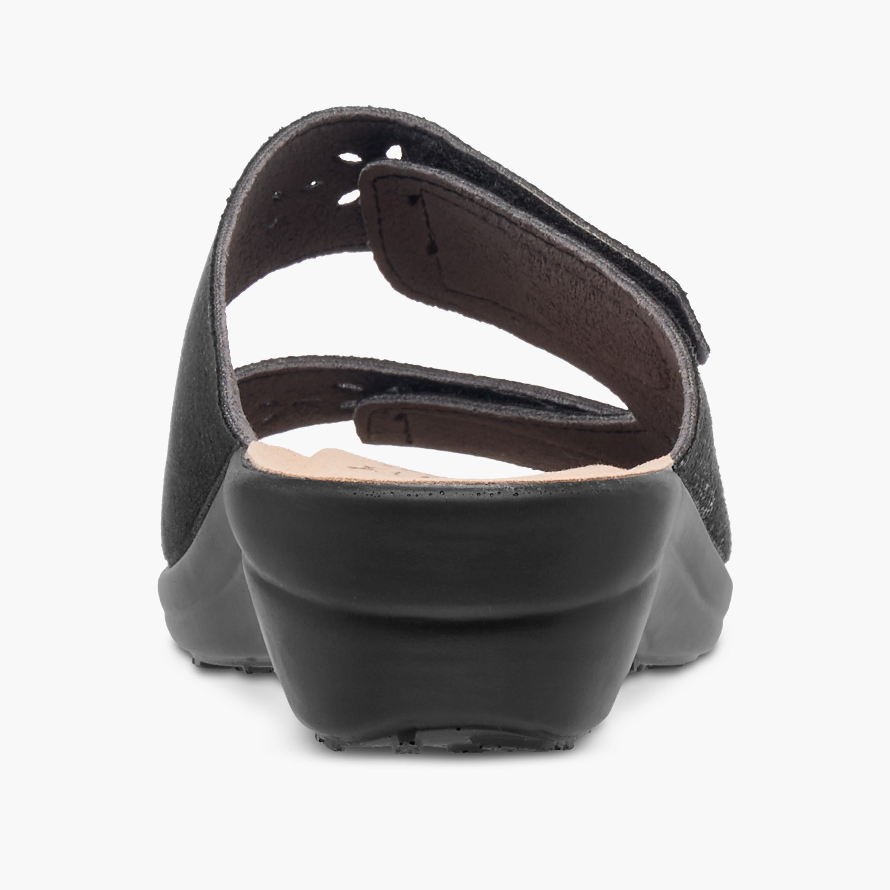 صندل مريح سهل الارتداء بتصاميم مفرغة وكعب ويدج من فلايفلوت-women-shoes-sandals-heeled-image-5