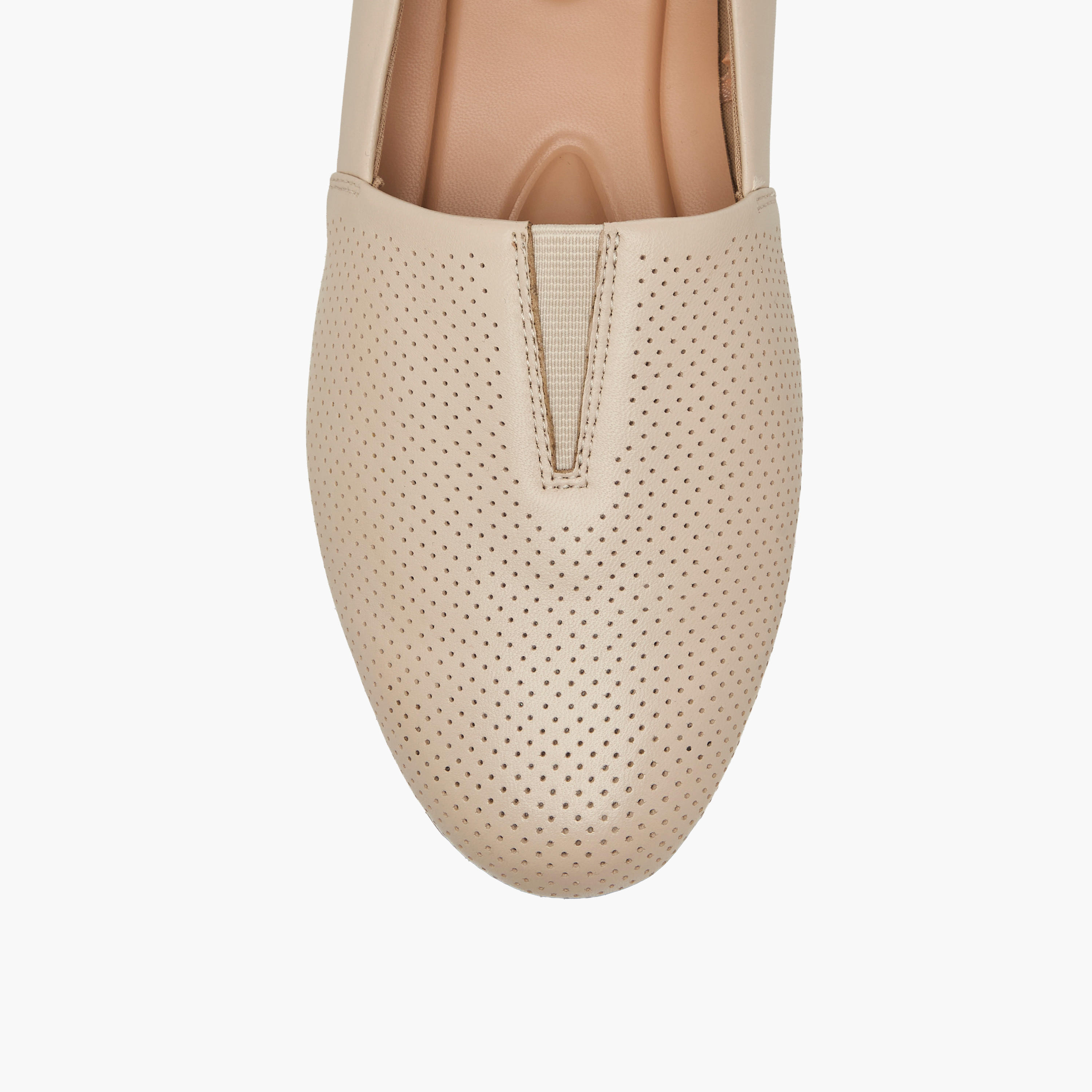 حذاء خفيف جلد مثقّب للنساء من لو كونفورت-women-shoes-flats-loafers-image-4