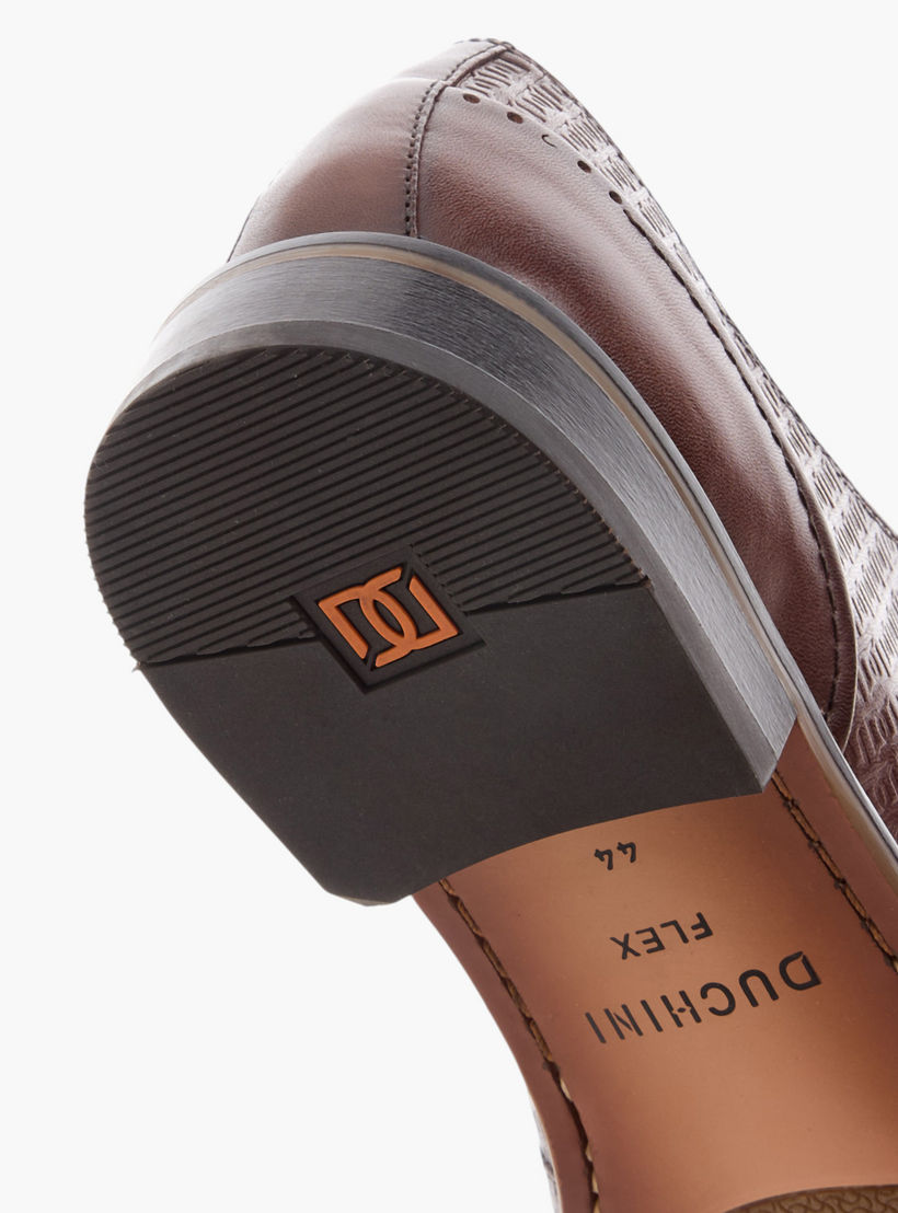Duchini Men's Textured Derby Shoes with Lace-Up Closure-men-shoes-formalshoes-image-5