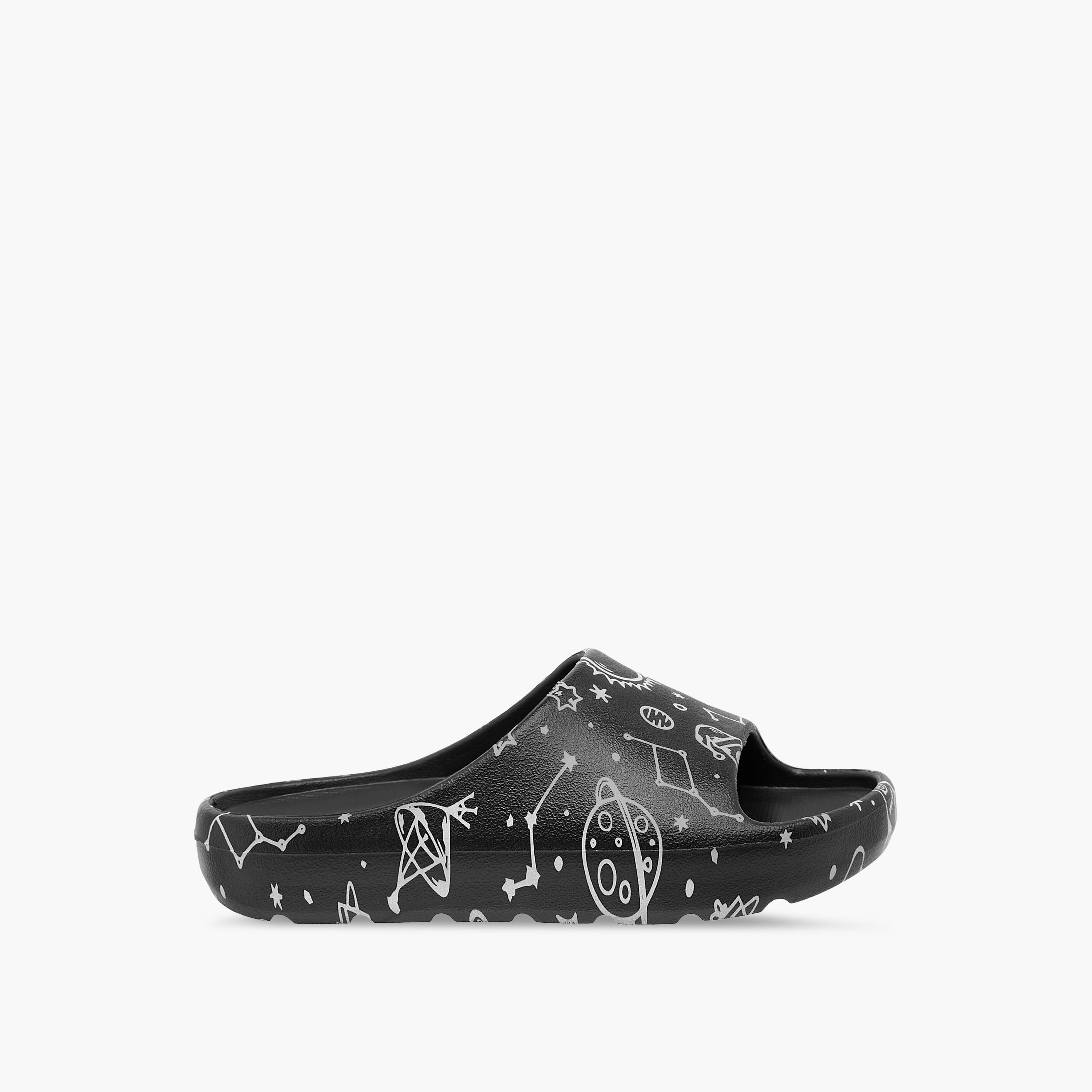 شبشب بطبعات فضاء للأولاد من أكوا-boys-shoes-flipflopsandslides-image-2