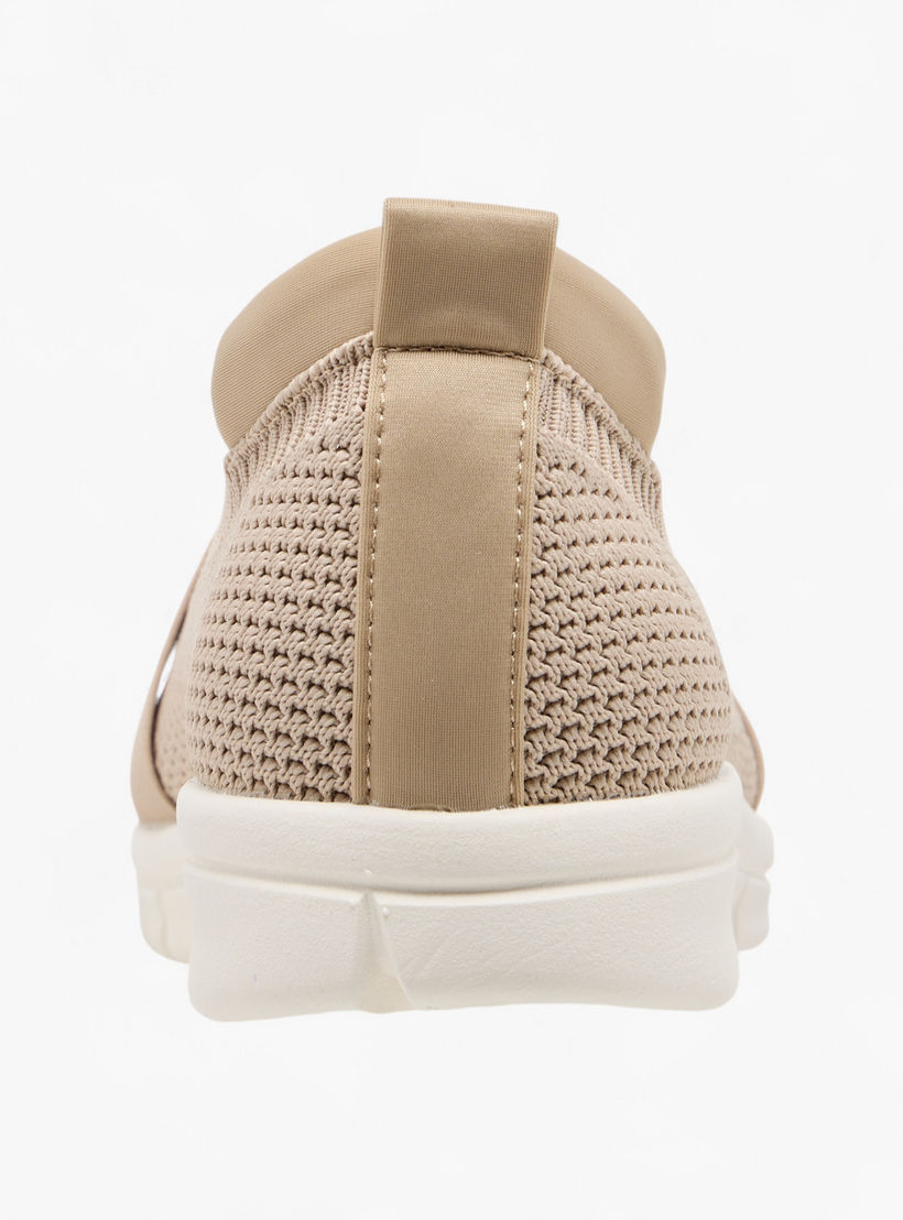 Le Confort Women Textured Slip-On Sneakers-women-shoes-sneakers-image-4