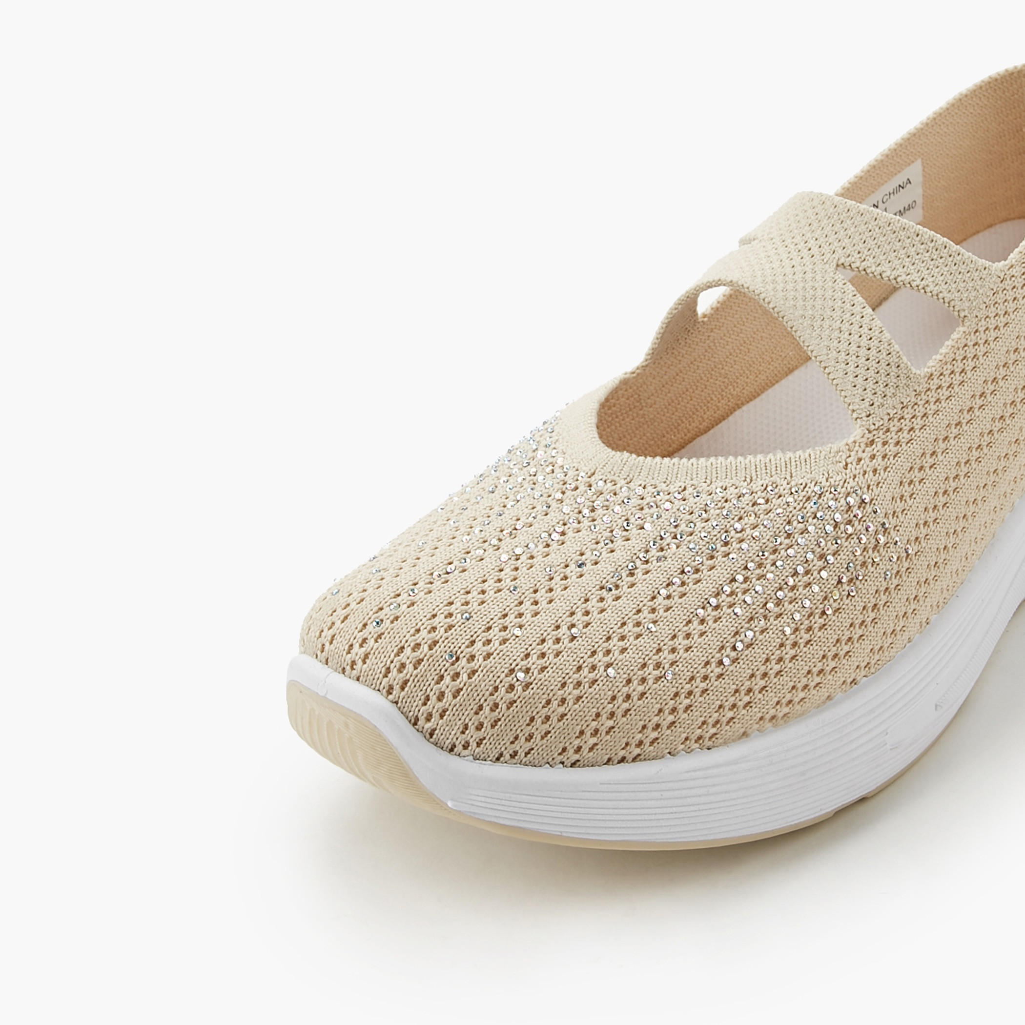 حذاء رياضي سهل الارتداء للنساء من أوكلان من شو إكسبريس-women-shoes-sports-image-4