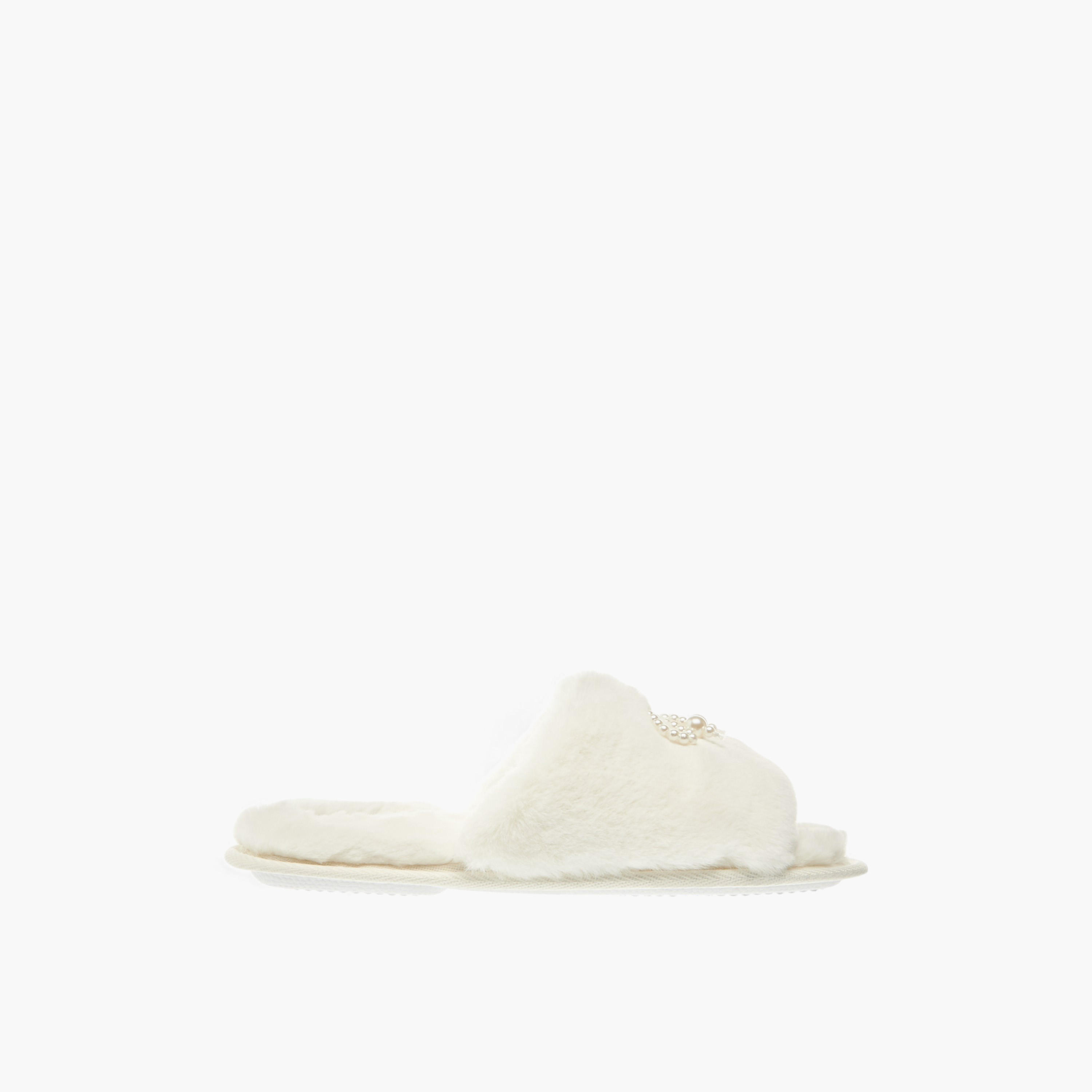 شبشب سهل الارتداء بزخارف فيونكة من لو كونفورت-women-shoes-flipflopsandslides-image-2