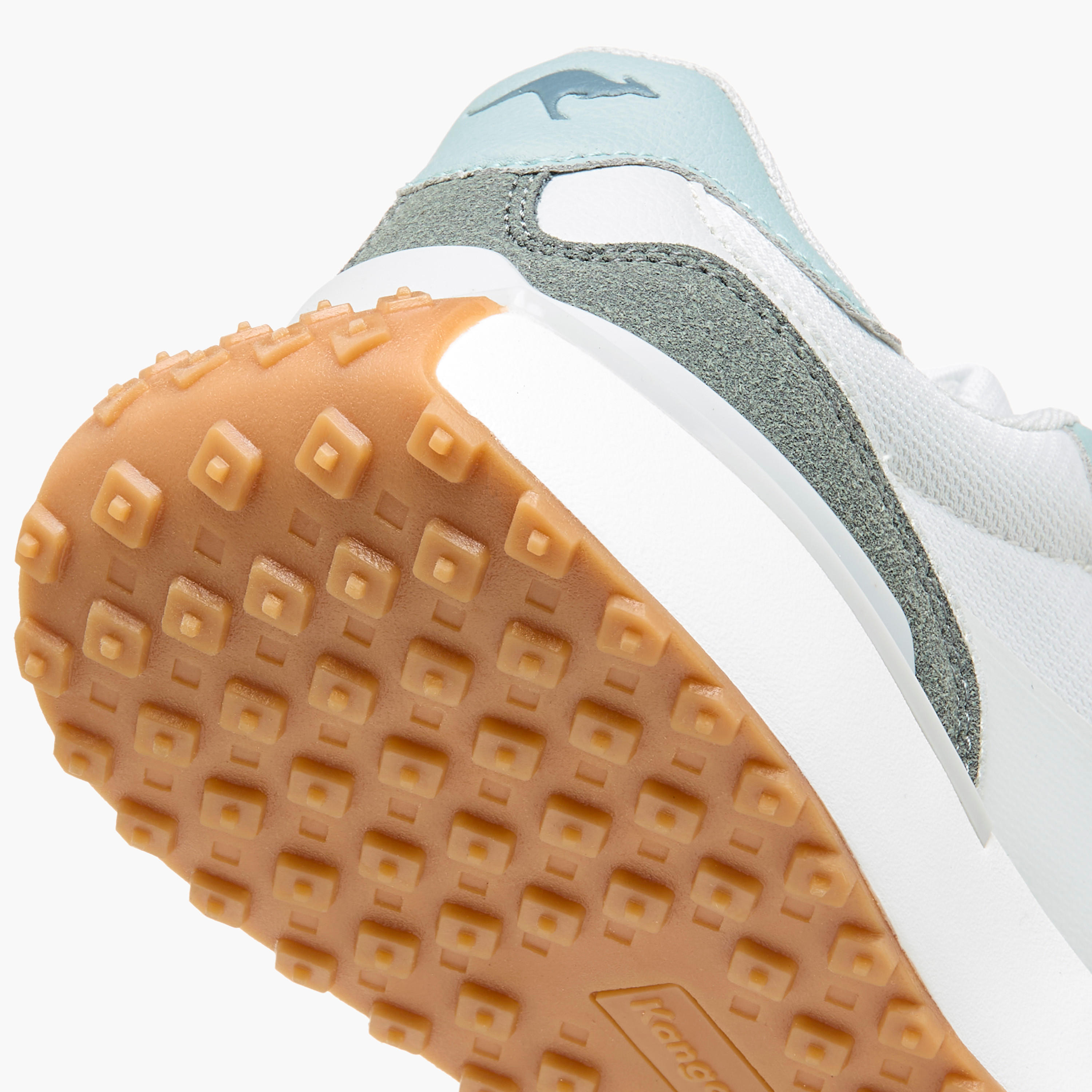 حذاء رياضي برباط إغلاق للنساء من كانغاروز-women-shoes-sports-image-5
