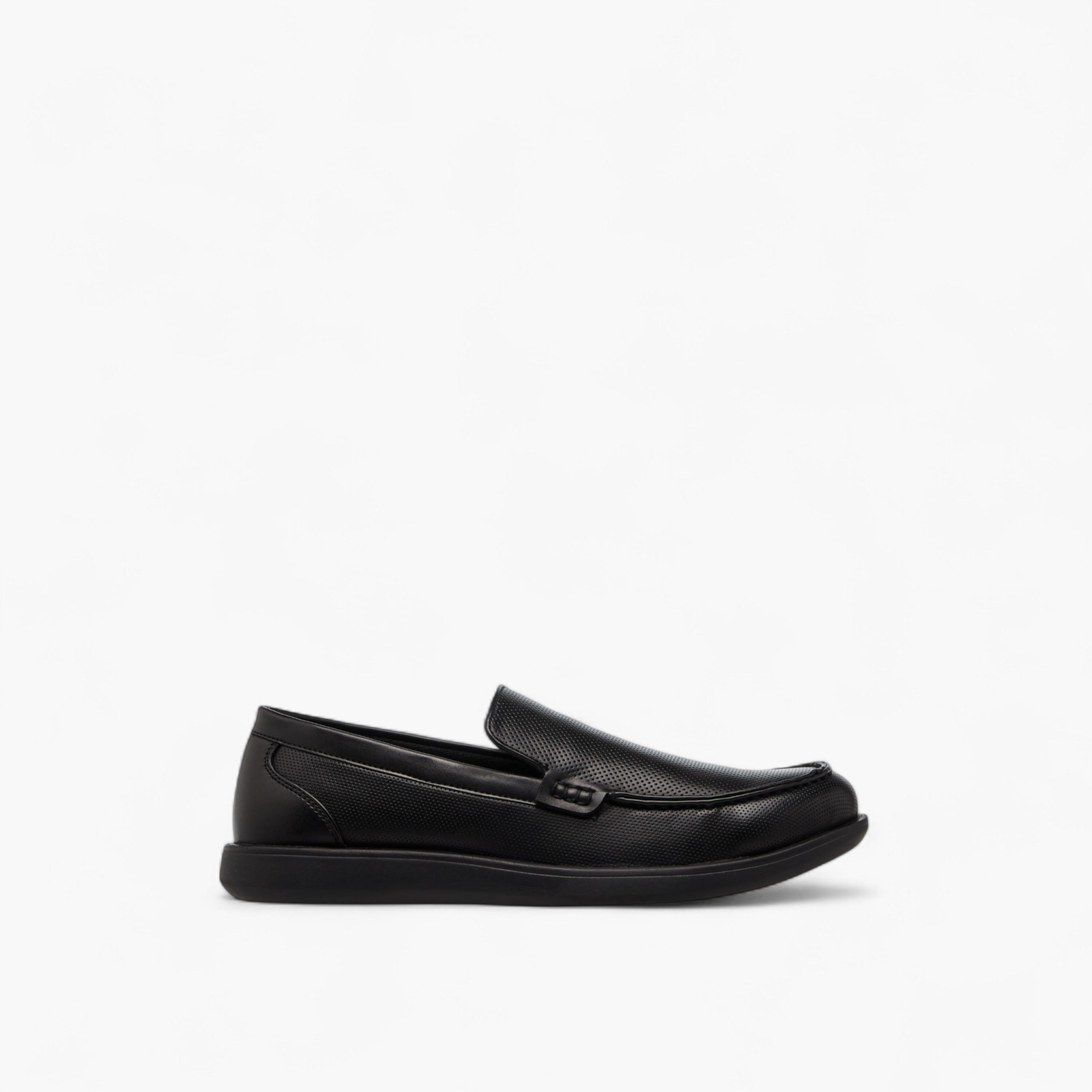 حذاء سهل الارتداء وبارز الملمس من أل بي أل من شو إكسبريس-men-shoes-loafersandmoccasins-image-3