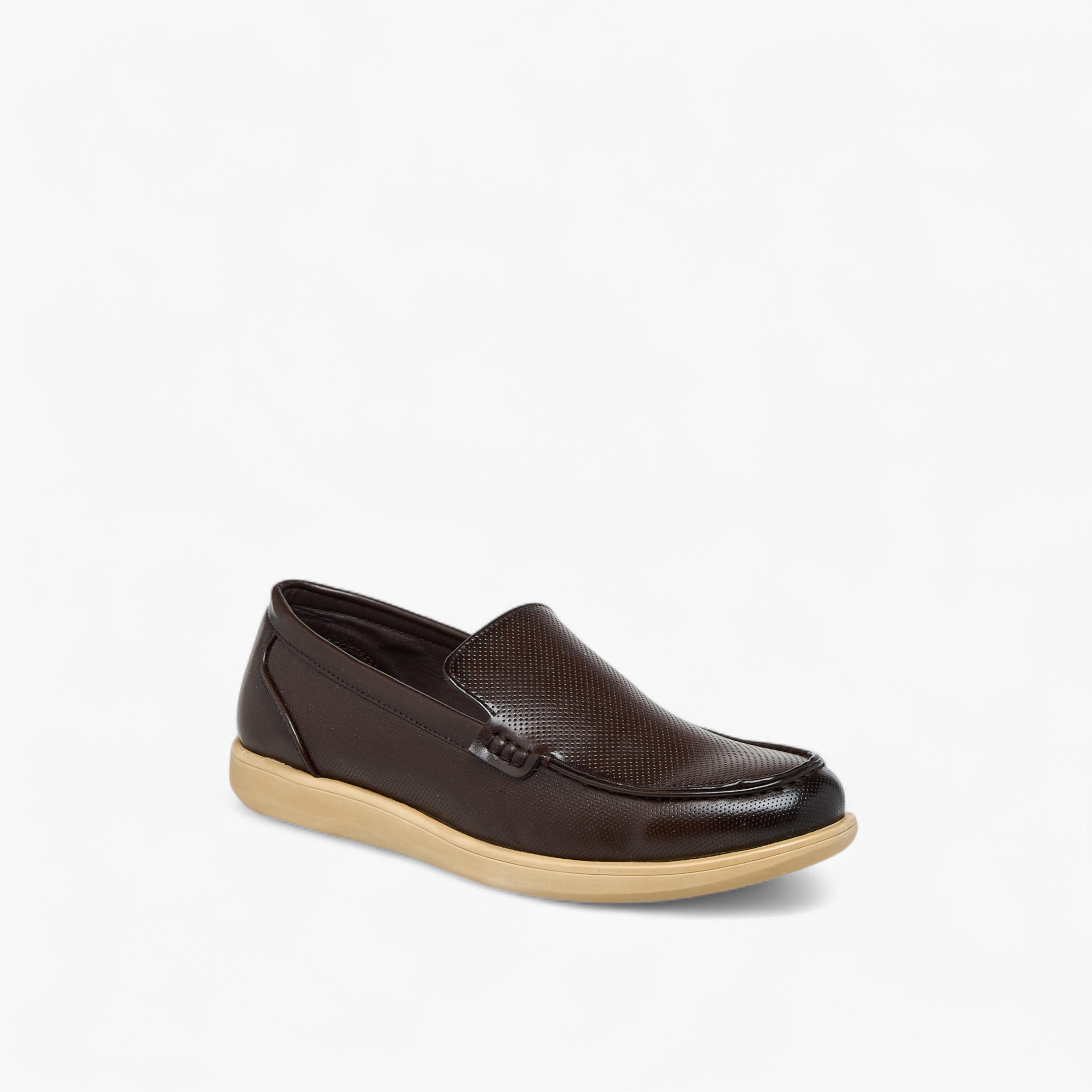 حذاء سهل الارتداء وبارز الملمس من أل بي أل من شو إكسبريس-men-shoes-loafersandmoccasins-image-2