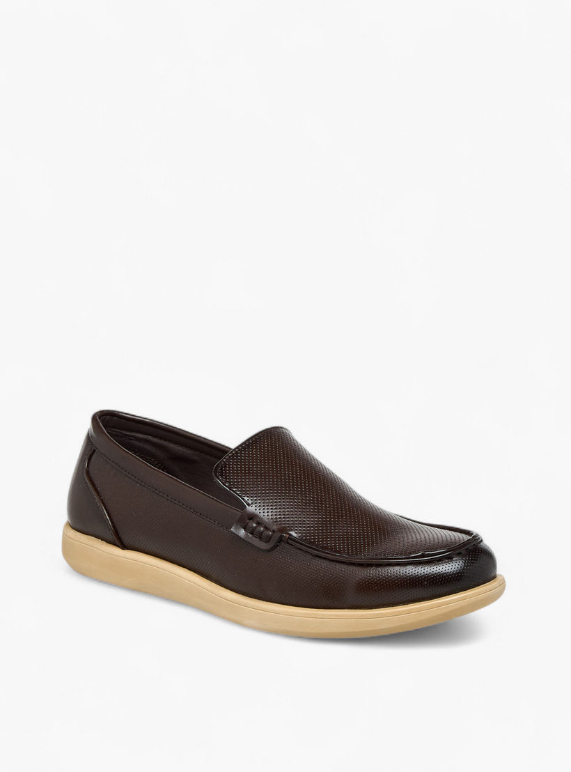 حذاء سهل الارتداء وبارز الملمس من أل بي أل من شو إكسبريس-men-shoes-loafersandmoccasins-image-2