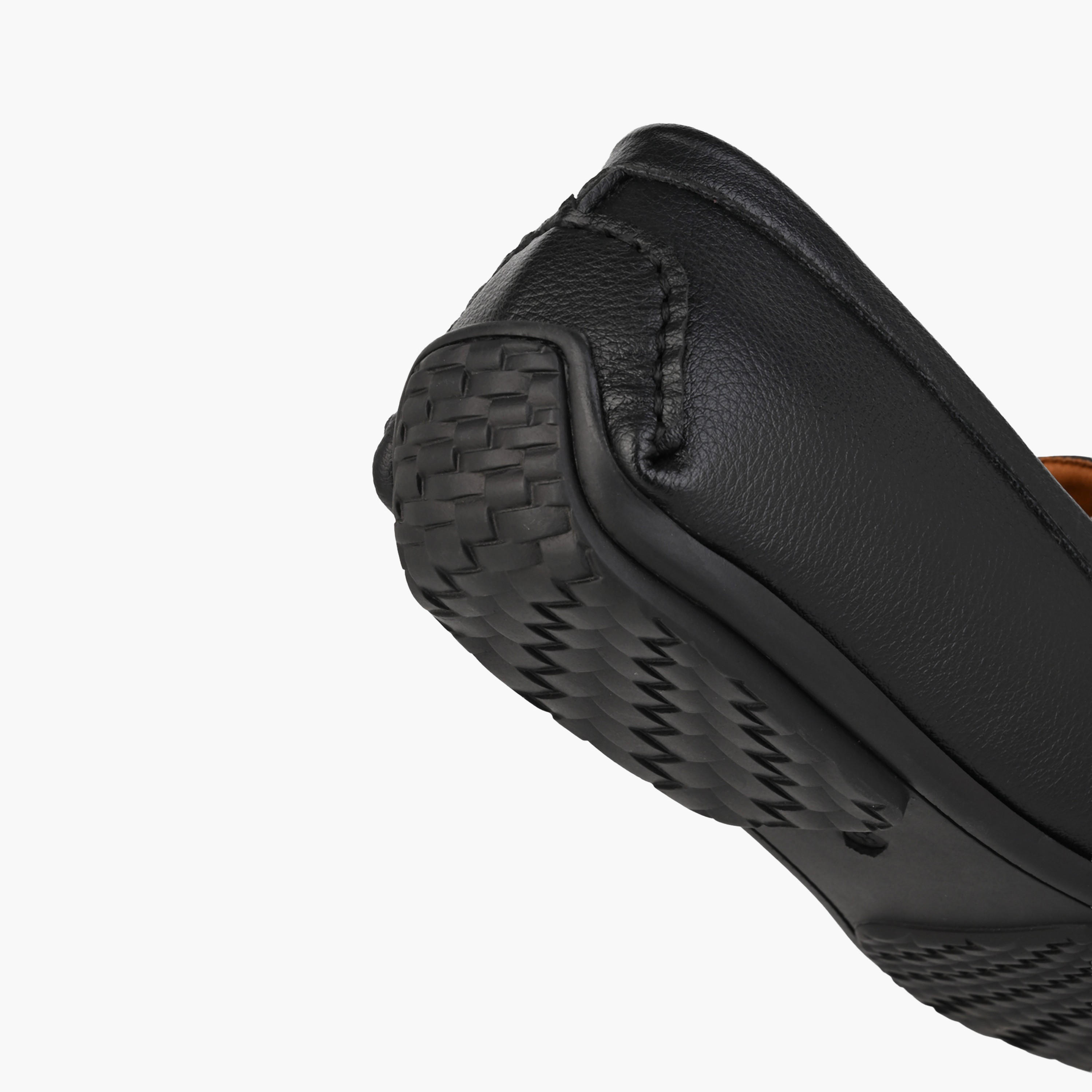 حذاء لوفر بحلية معدن للرجال إل بي إل من شو إكسبريس-men-shoes-loafersandmoccasins-image-5