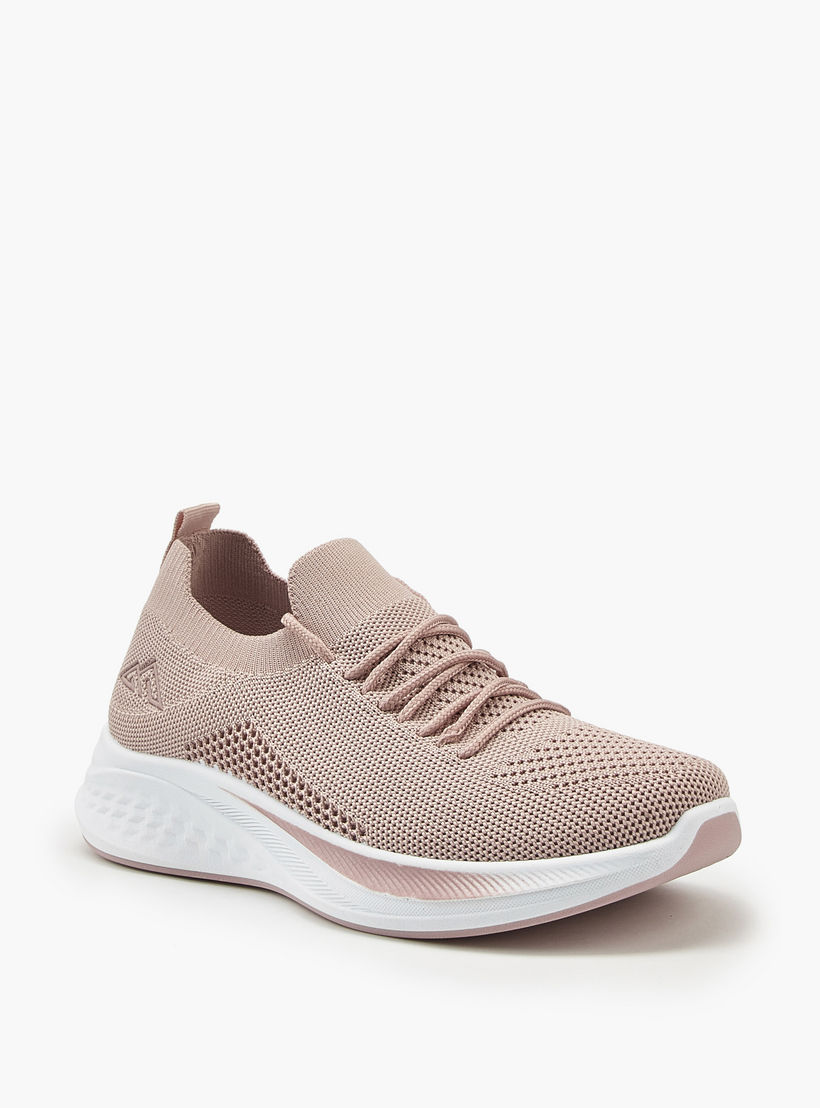 حذاء رياضي برباط إغلاق ولسان سحب من أوكلان من شو إكسبريس-sports-women-shoes-image-2