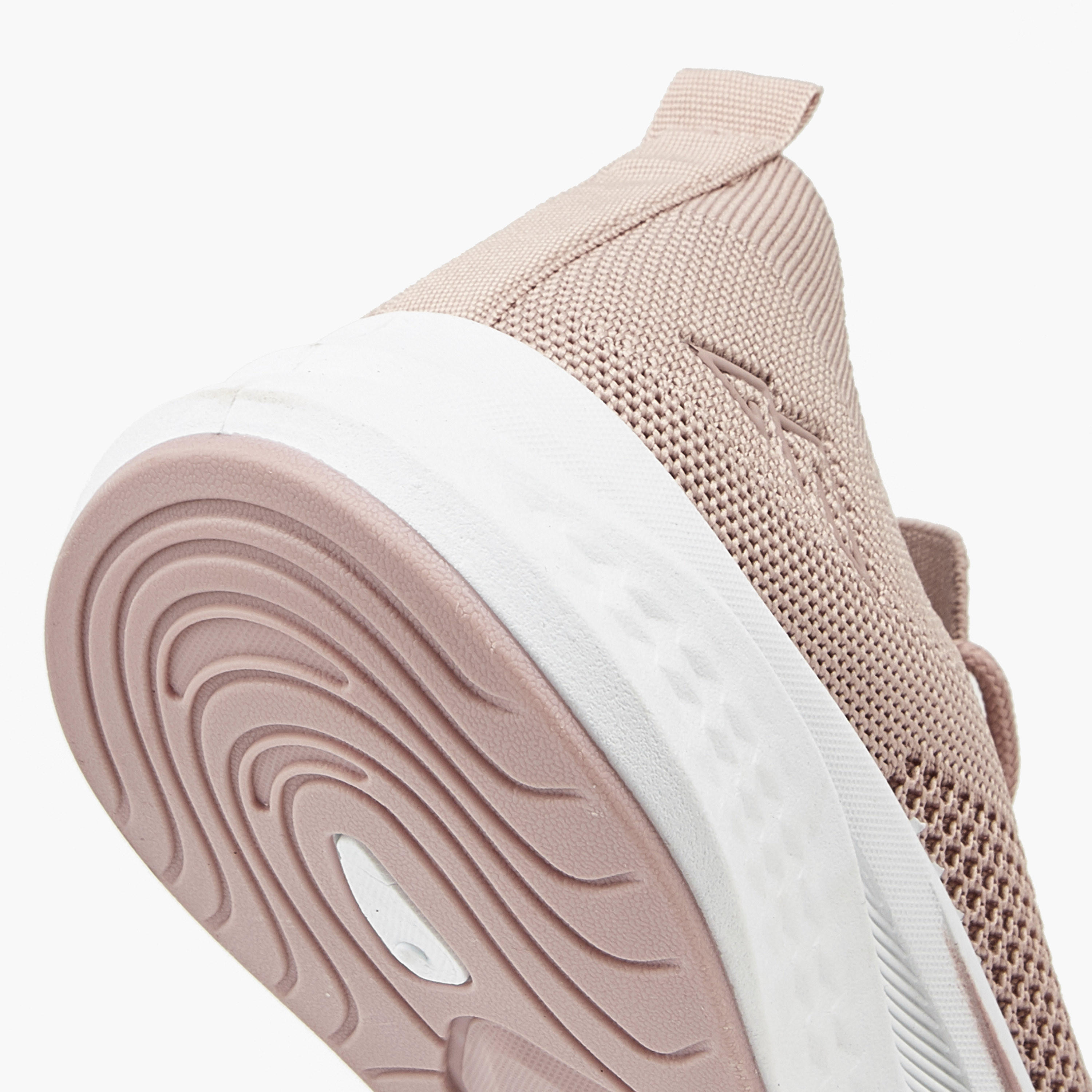 حذاء رياضي برباط إغلاق ولسان سحب من أوكلان من شو إكسبريس-sports-women-shoes-image-4