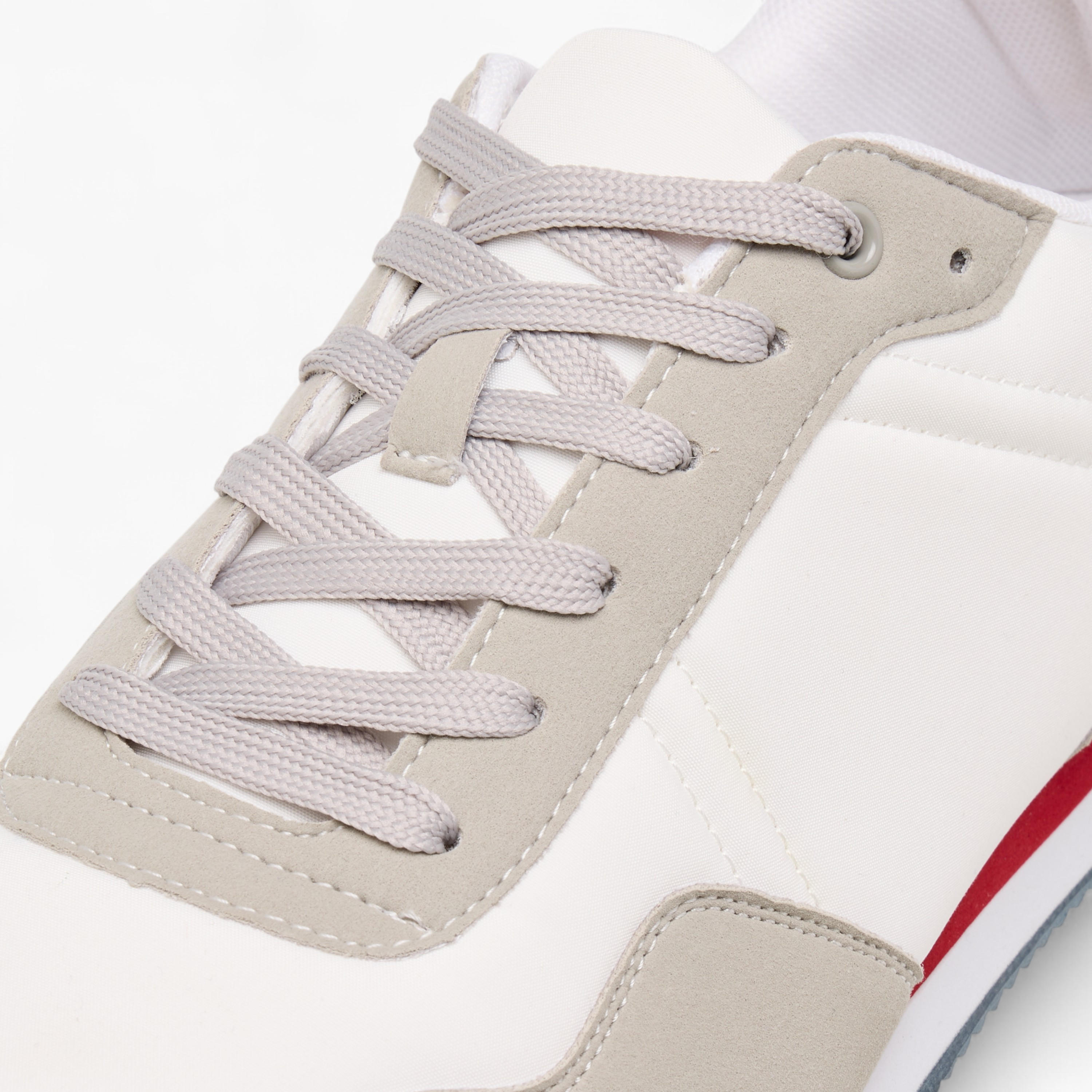 حذاء سنيكرز برباط إغلاق وألواح إل بي إل من شو إكسبريس-men-shoes-sneakers-image-4