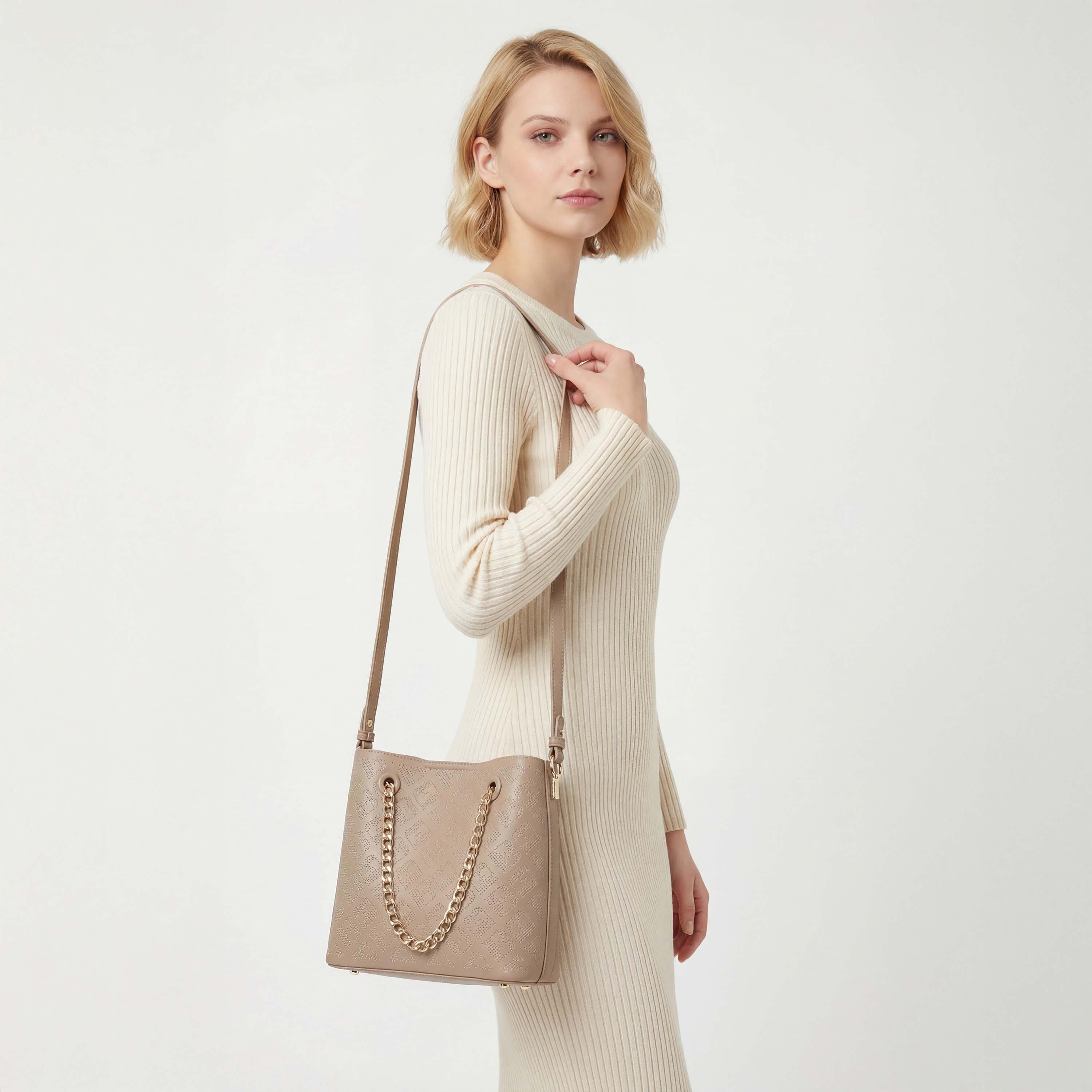شنطة كتف مفرّغة بالليزر مع حزام سلسلة من فلورا بيلا-women-bagsandwallets-handbags-image-2