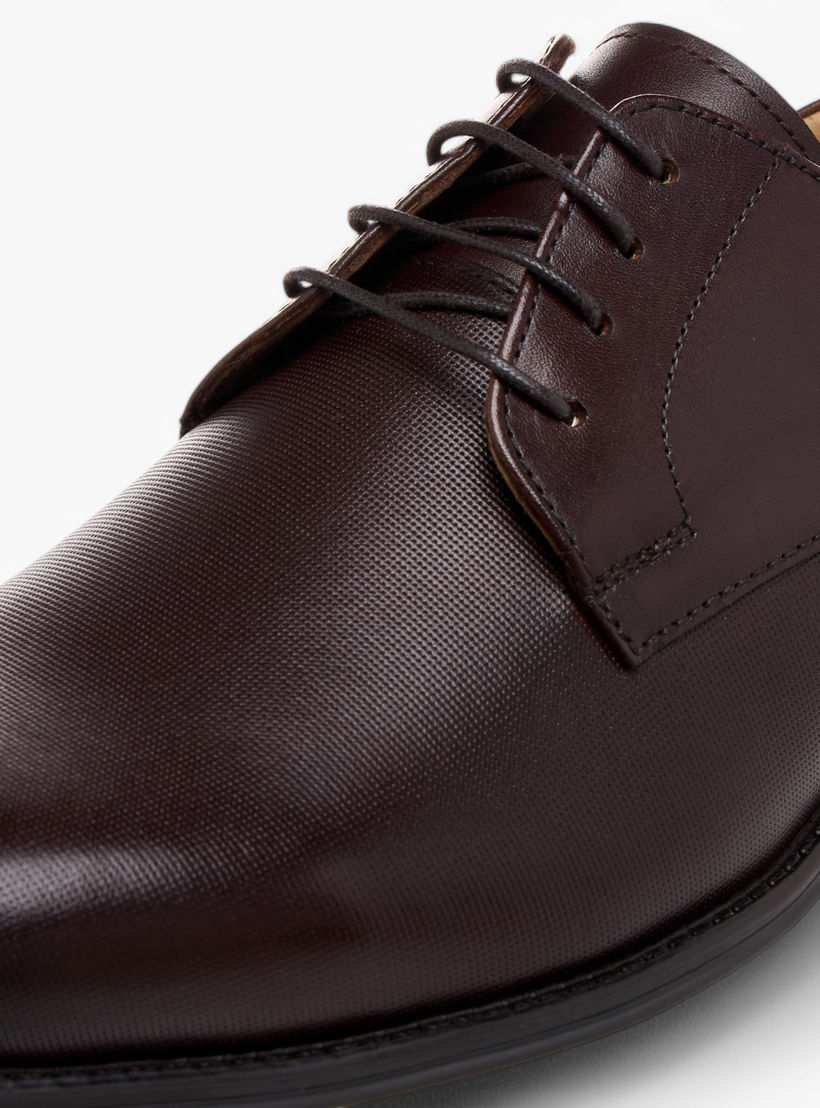 حذاء ديربي جلد بارز الملمس برباط للرجال من دوتشيني-men-shoes-formalshoes-image-4