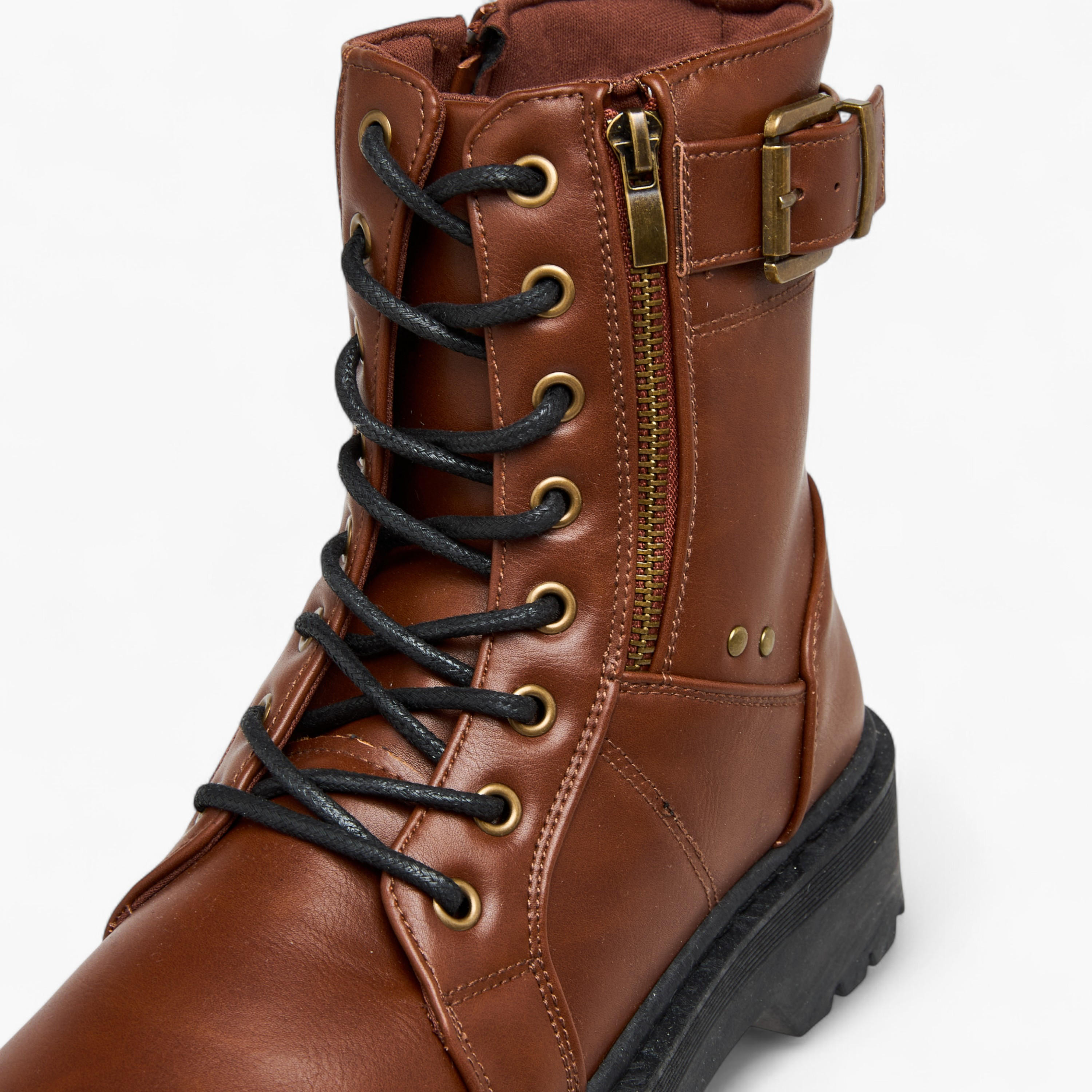 بوت متعدد التصاميم بطول الكاحل وسحاب إغلاق من فلورا بيلا-women-shoes-boots-image-4