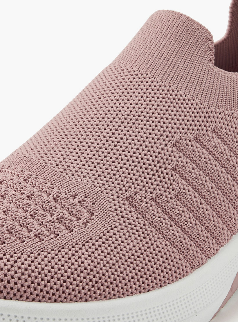 حذاء رياضي سهل الارتداء للأولاد من أوكلان من شو إكسبريس-boys-shoes-sports-image-4