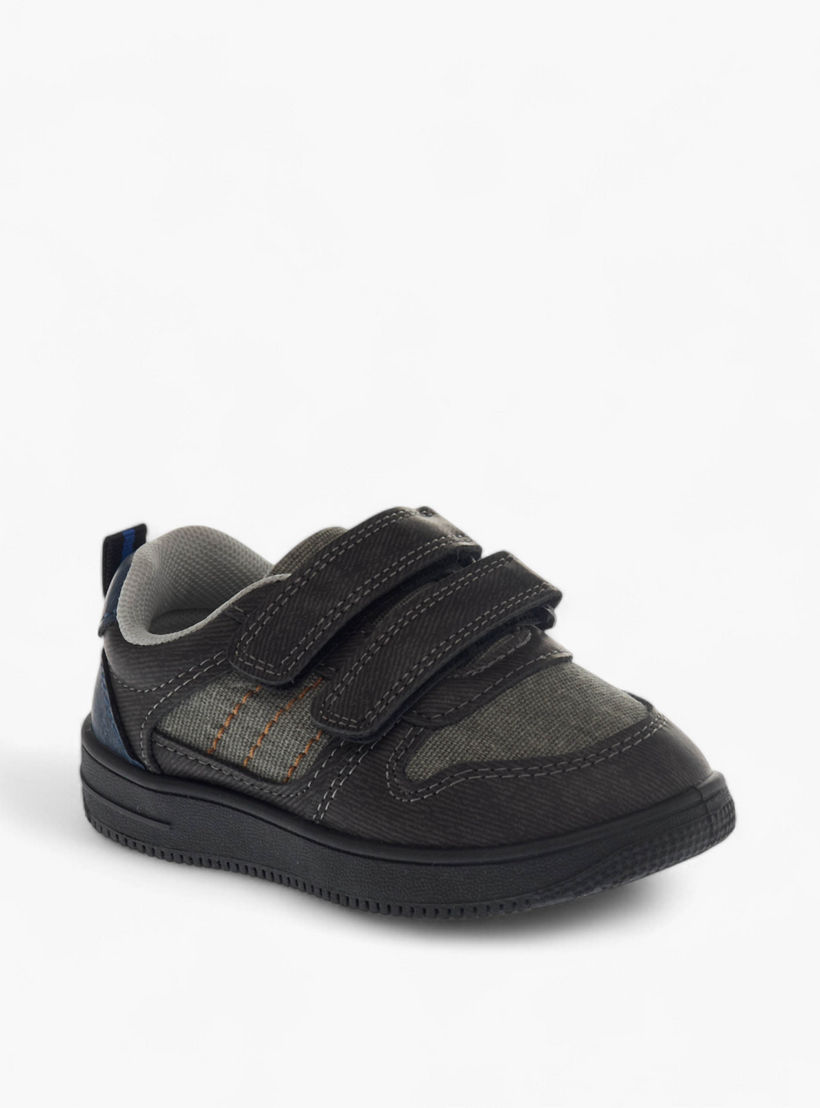 حذاء سنيكرز بشريط إغلاق لاصق من إل بي إل من شو إكسبرس-boys-shoes-schoolshoes-image-2