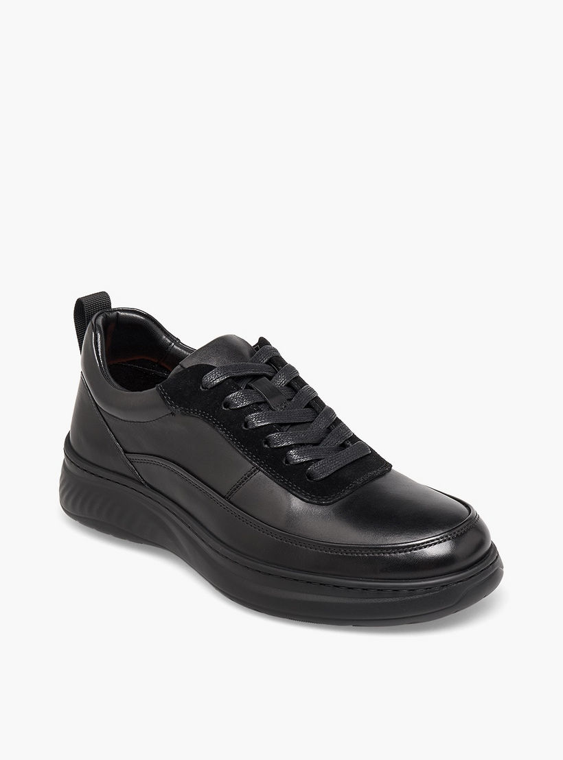 حذاء سنيكرز جلد للكاحل ورباط إغلاق للرجال من لو كونفورت-men-shoes-sneakers-image-2