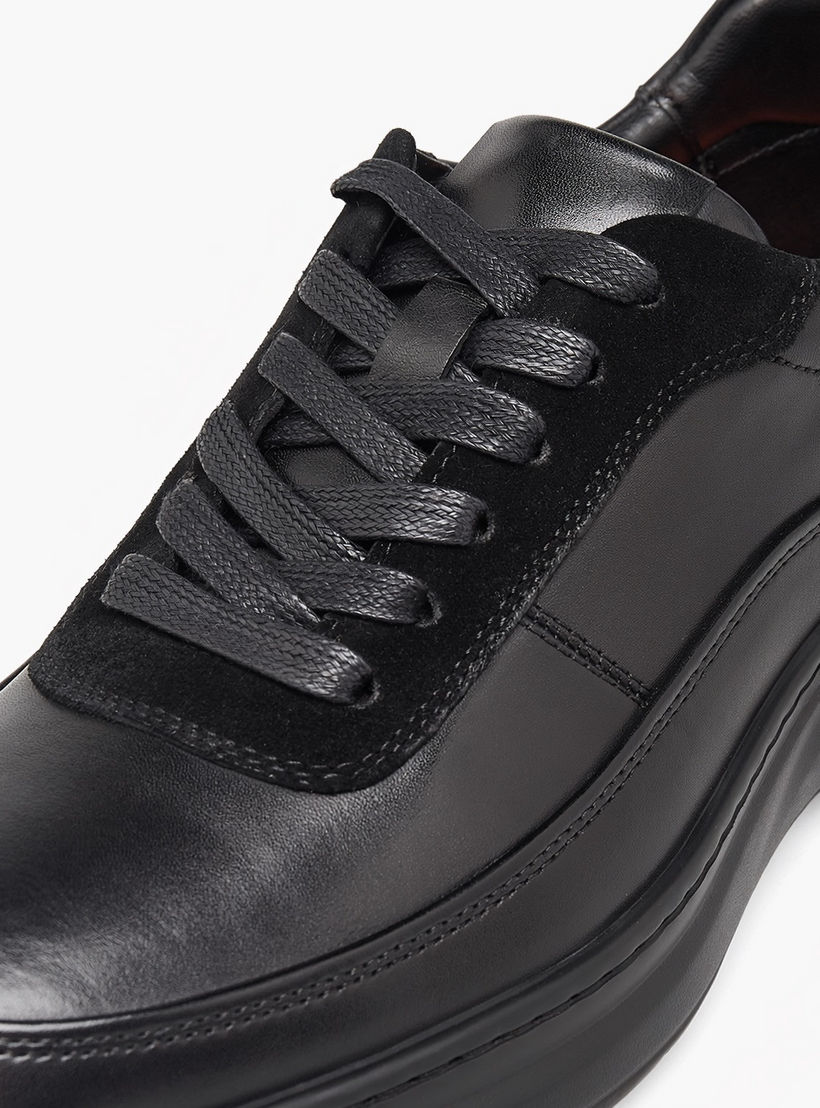 حذاء سنيكرز جلد للكاحل ورباط إغلاق للرجال من لو كونفورت-men-shoes-sneakers-image-4