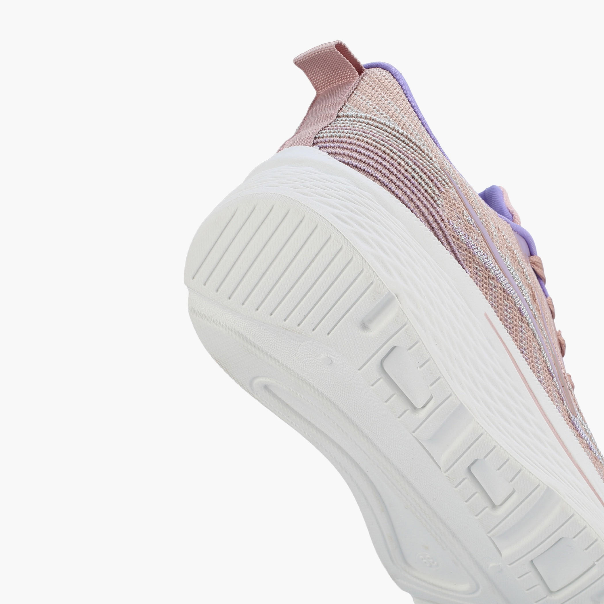 حذاء رياضي برباط إغلاق للنساء من أوكلان من شو إكسبريس-sports-women-shoes-image-5