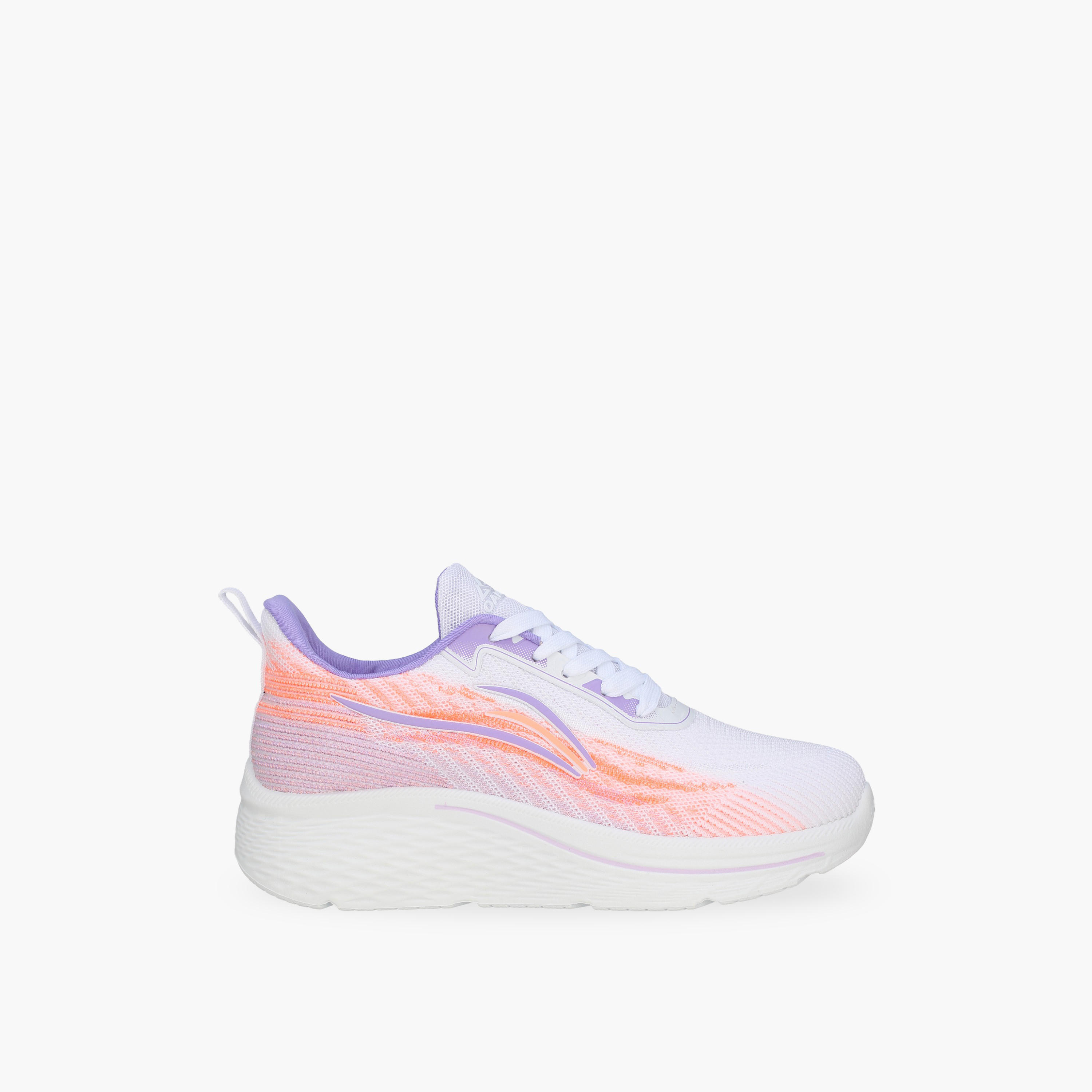 حذاء رياضي برباط إغلاق للنساء من أوكلان من شو إكسبريس-sports-women-shoes-image-3