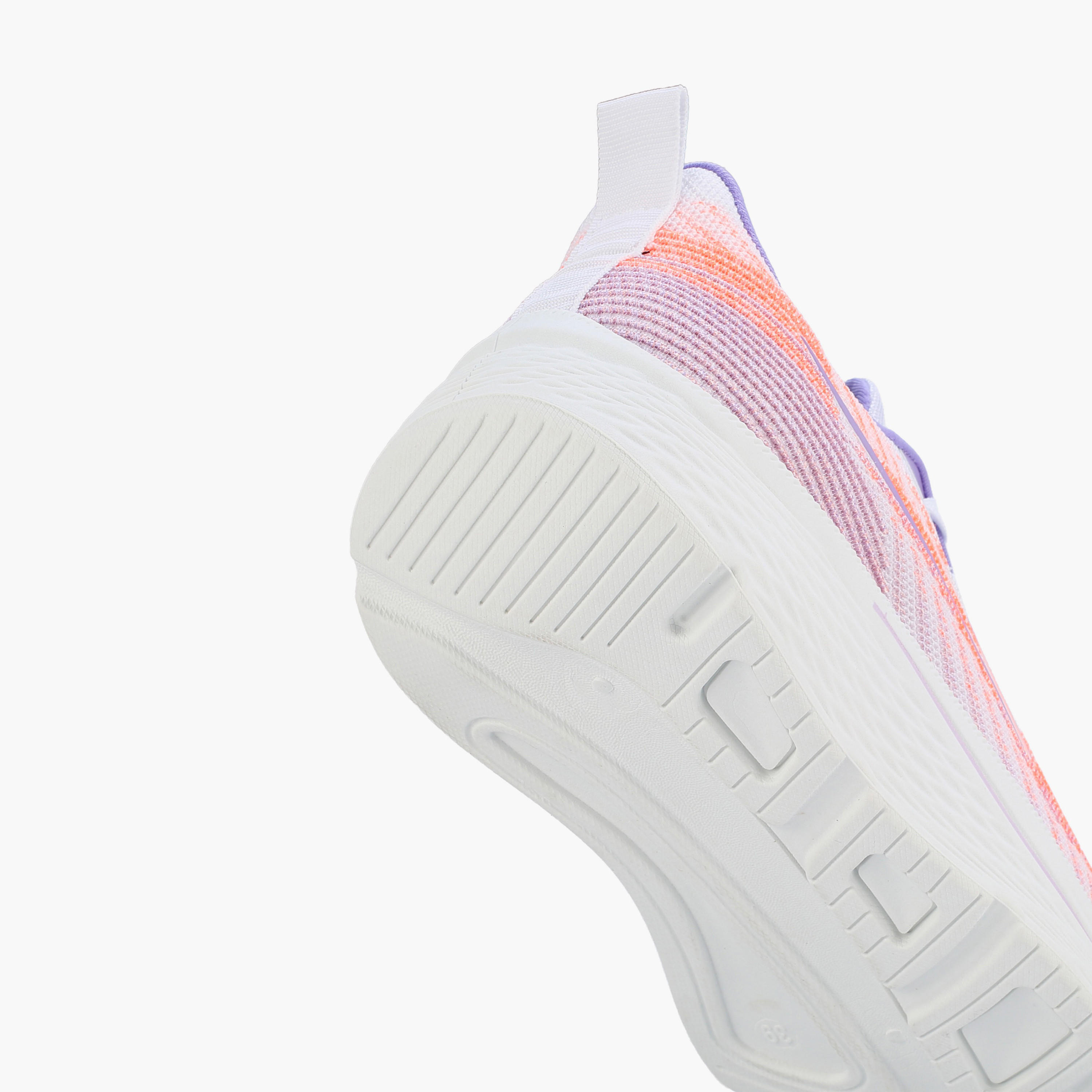 حذاء رياضي برباط إغلاق للنساء من أوكلان من شو إكسبريس-sports-women-shoes-image-5