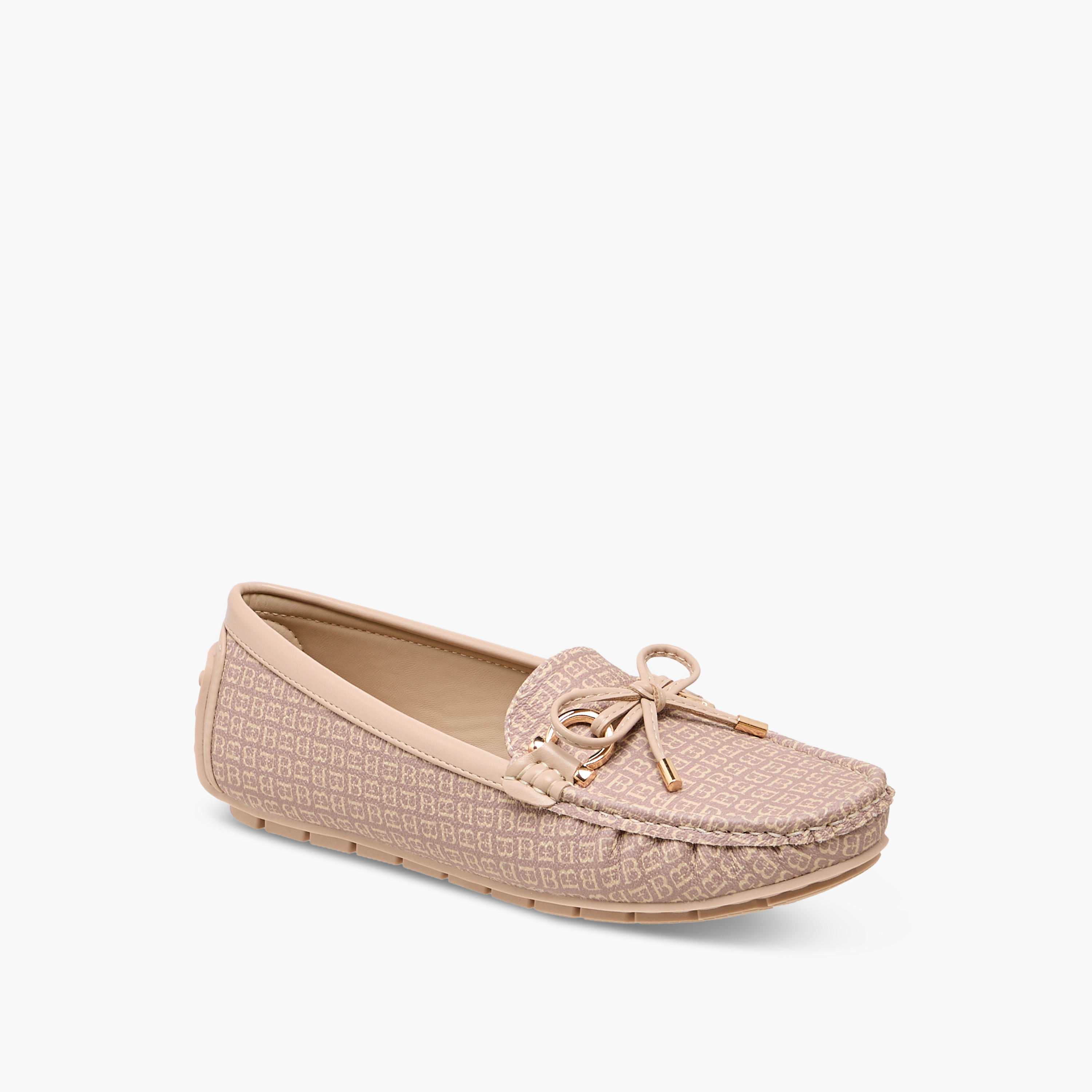 حذاء سهل الارتداء بزينة فيونكة وطبعات مونوجرام من فلورا بيلا-women-shoes-loafersandmoccasins-image-2