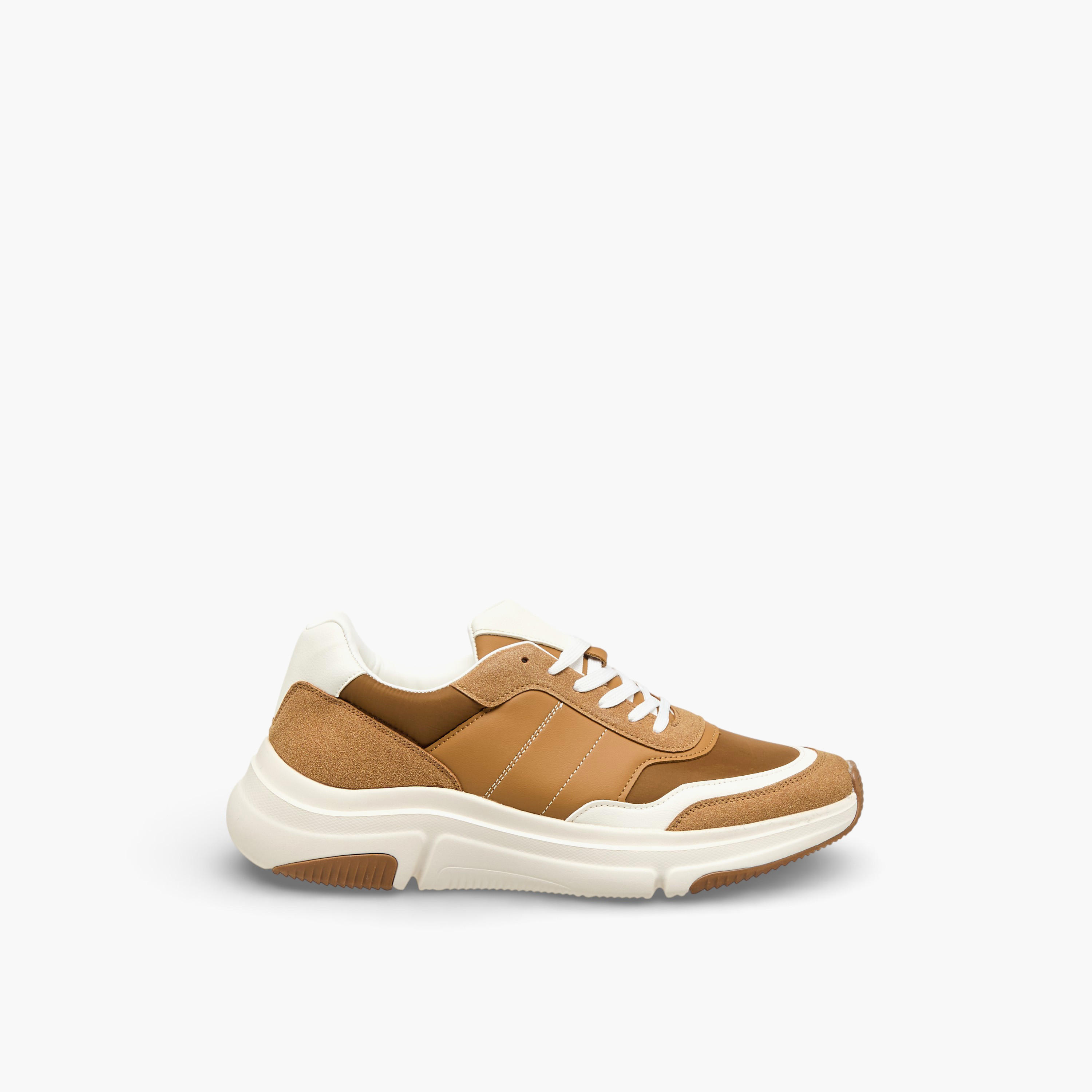 حذاء سنيكرز برباط إغلاق للرجال من أل بي أل من شو إكسبريس-men-shoes-sneakers-image-3