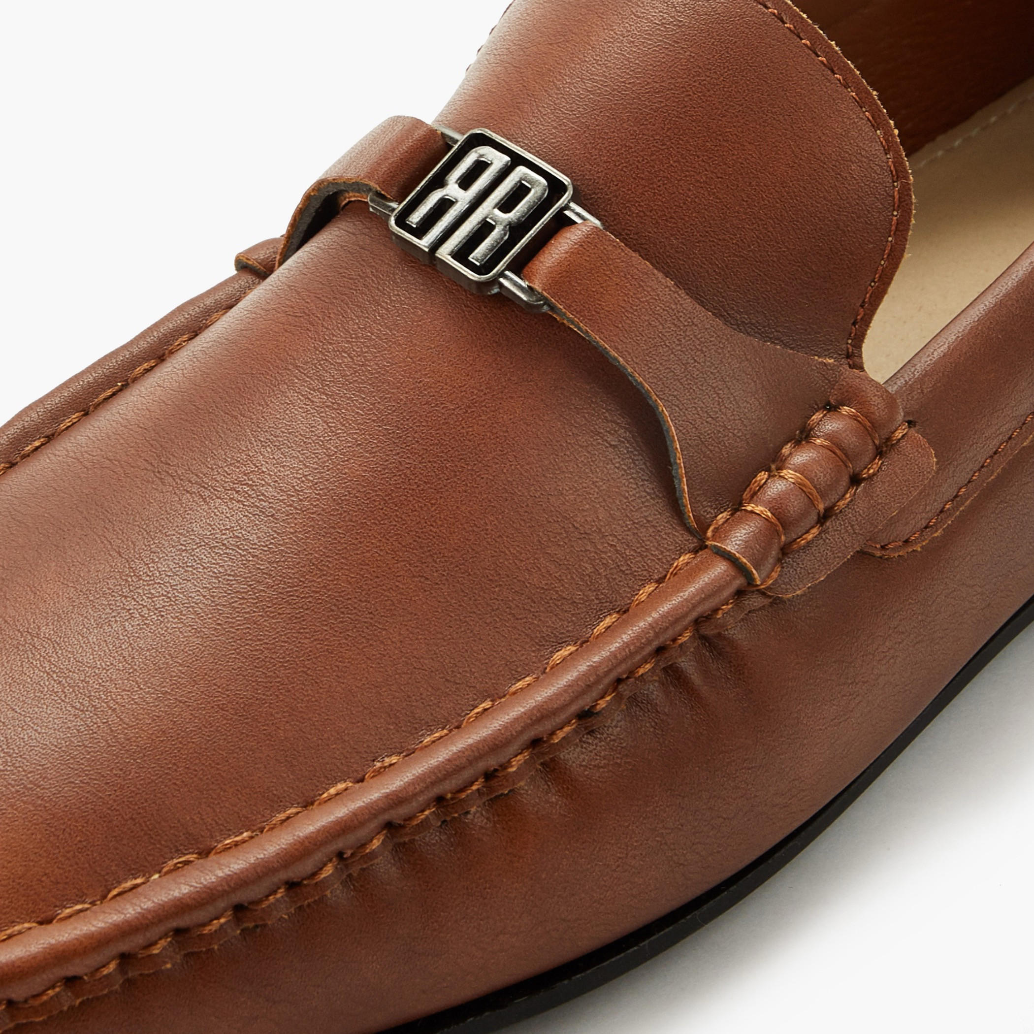 حذاء لوفر سهل الارتداء بزينة ميتاليك للرجال من رينزو روجاني-men-formalshoes-image-4
