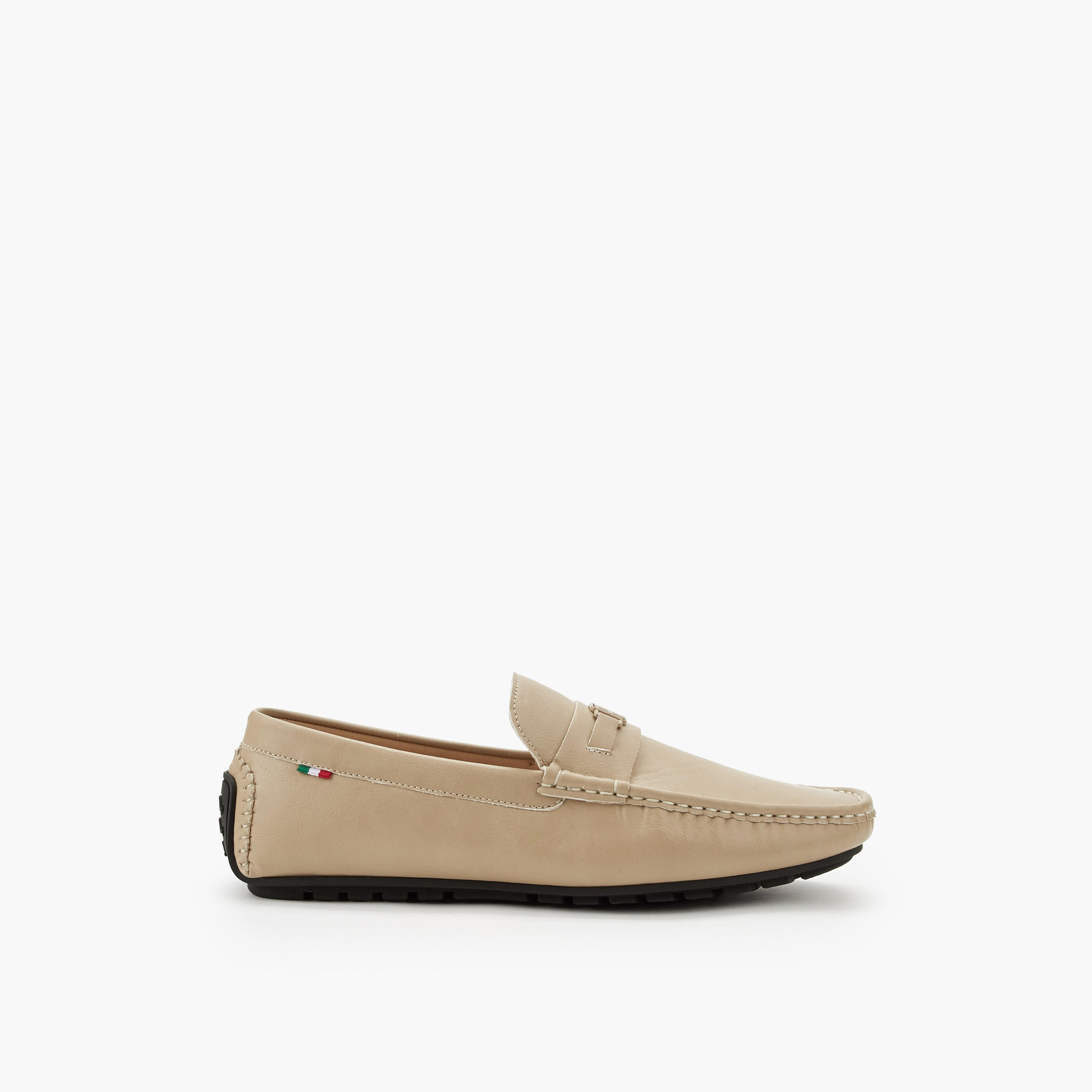 حذاء موكاسين سهل الارتداء بزينة شعار للرجال من رينزو روغاني-men-shoes-loafersandmoccasins-image-3