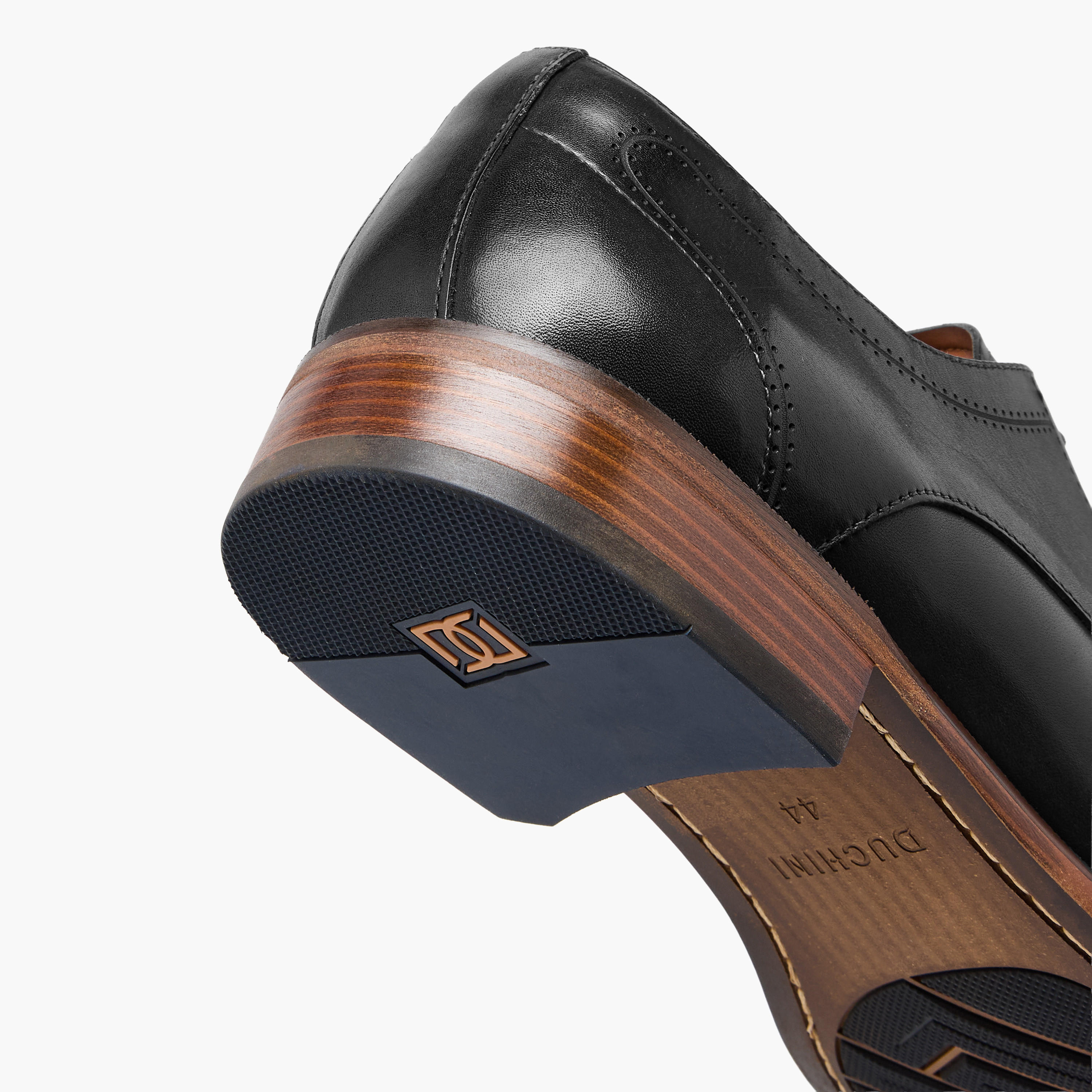 حذاء ديرقي رجالي بأربطة من الجلد الطبيعي-men-shoes-formalshoes-image-5