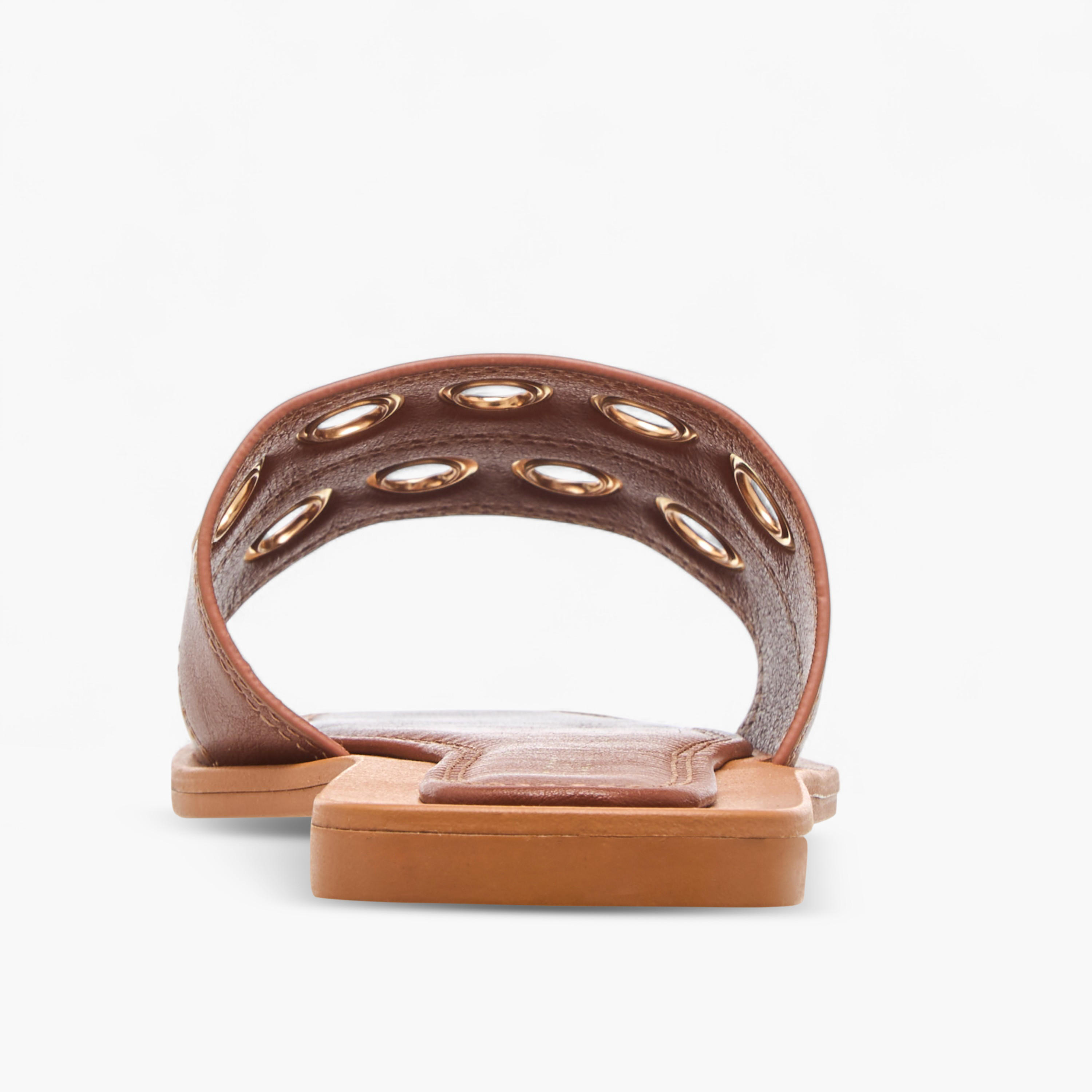 صندل سهل الارتداء بتفاصيل حلقات للنساء من سيليست - ZR606-women-shoes-flats-sandals-image-5